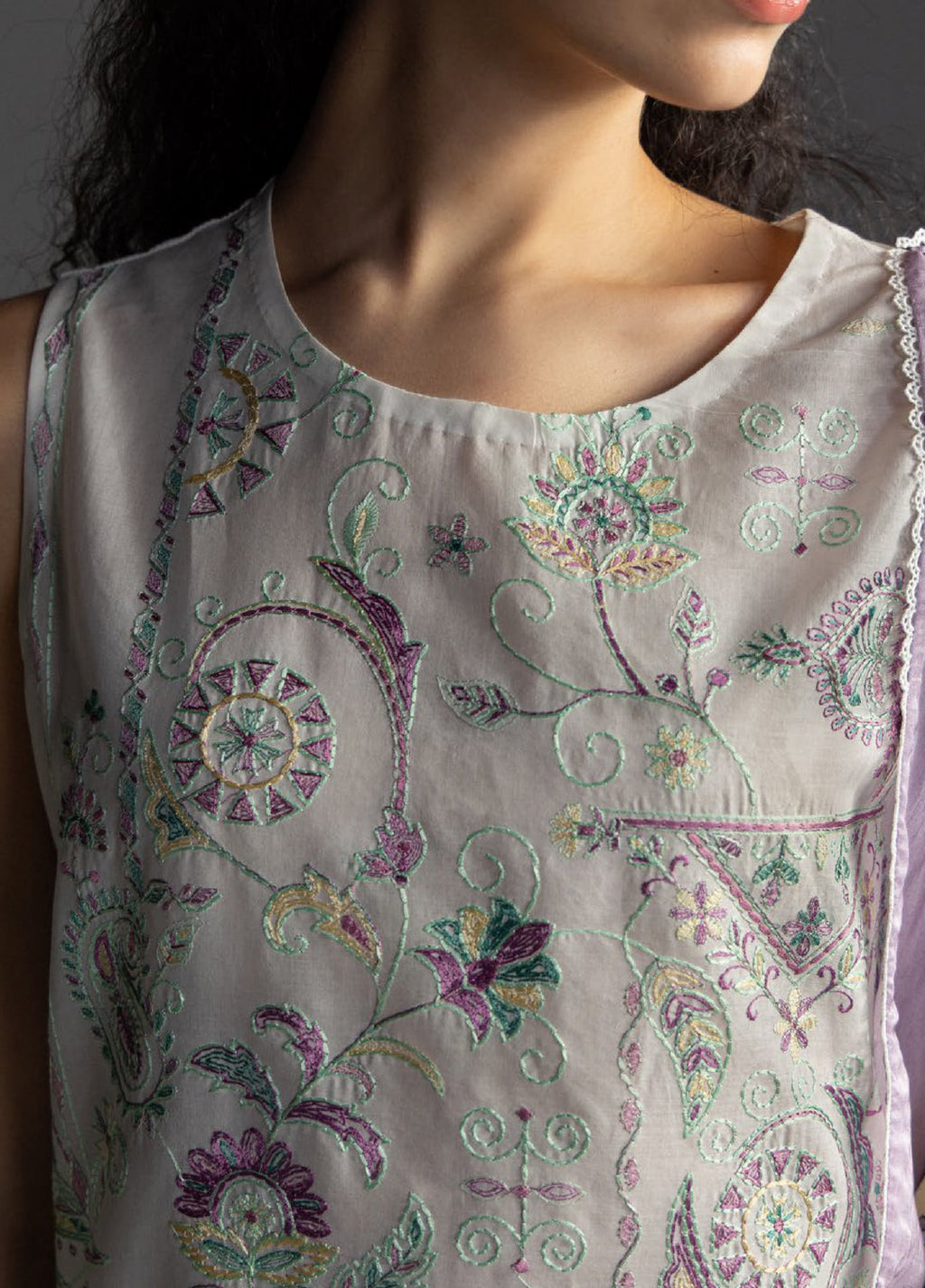 Zarashajahn Embroidered