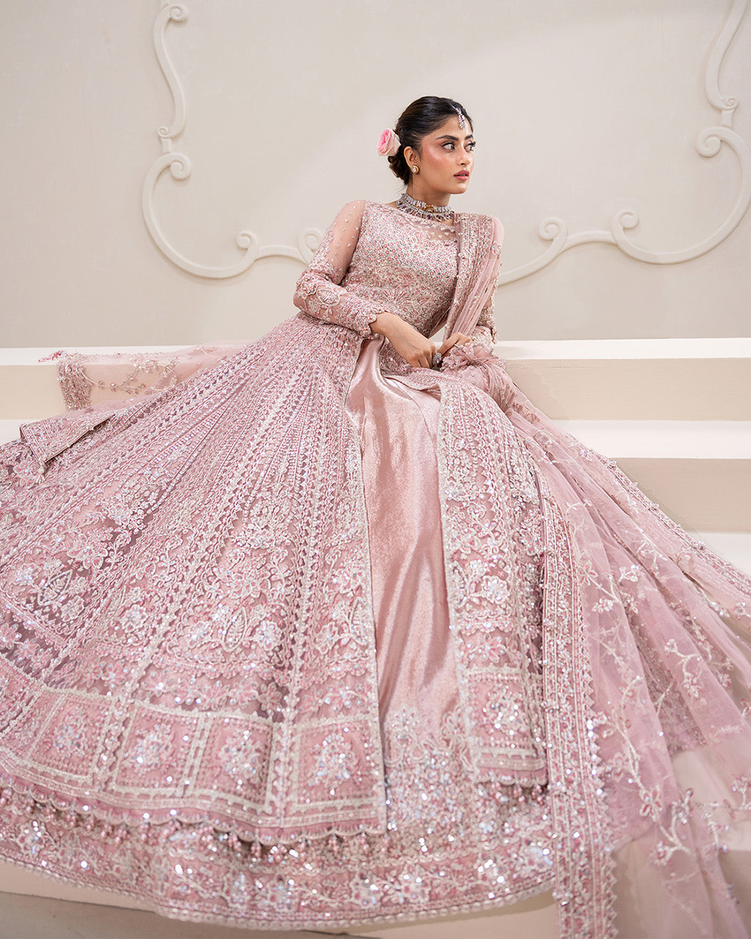 Faiza saqlain formal