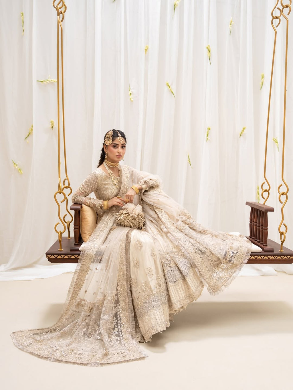 Faiza saqlain formal