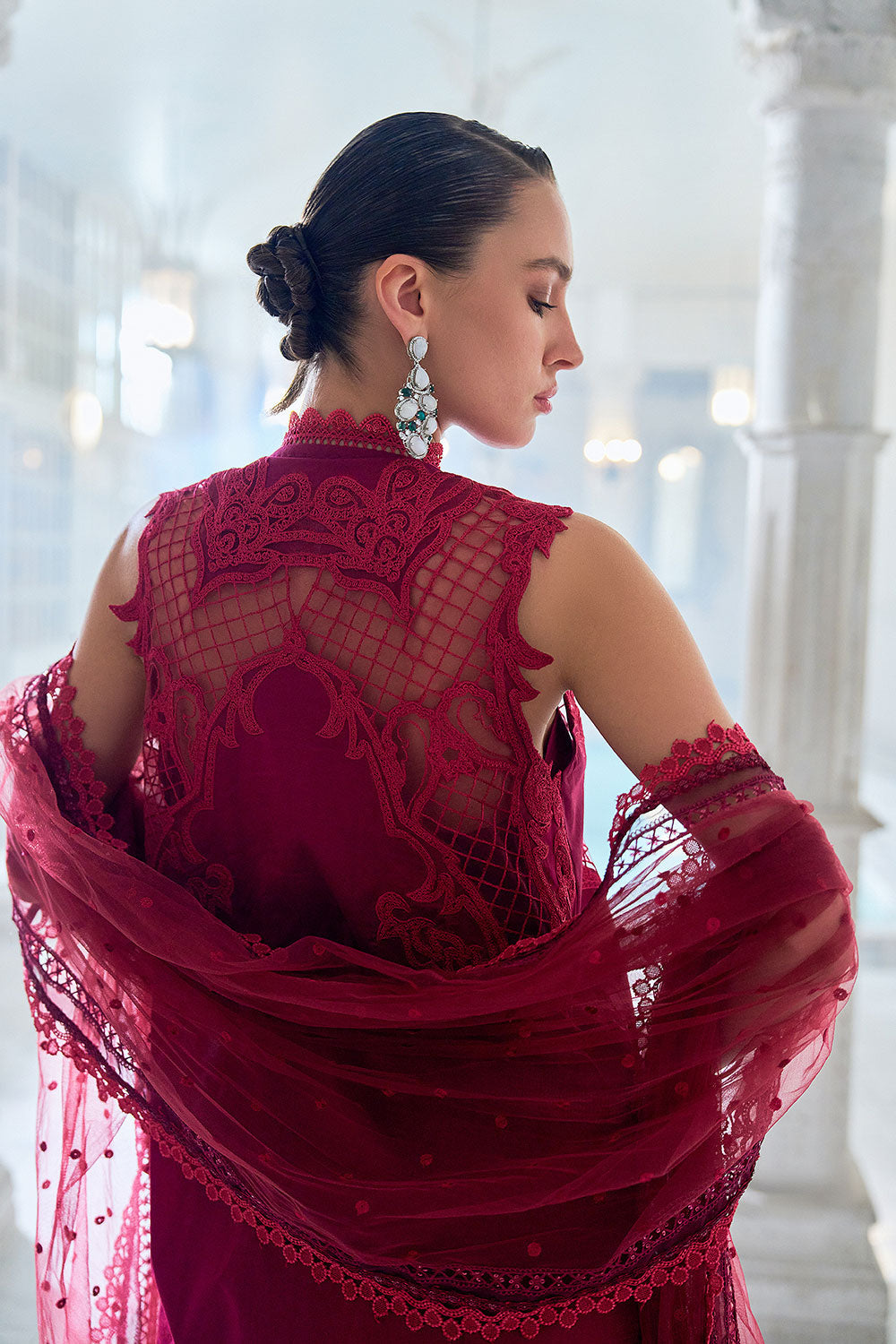 Sobia nazir luxury 26