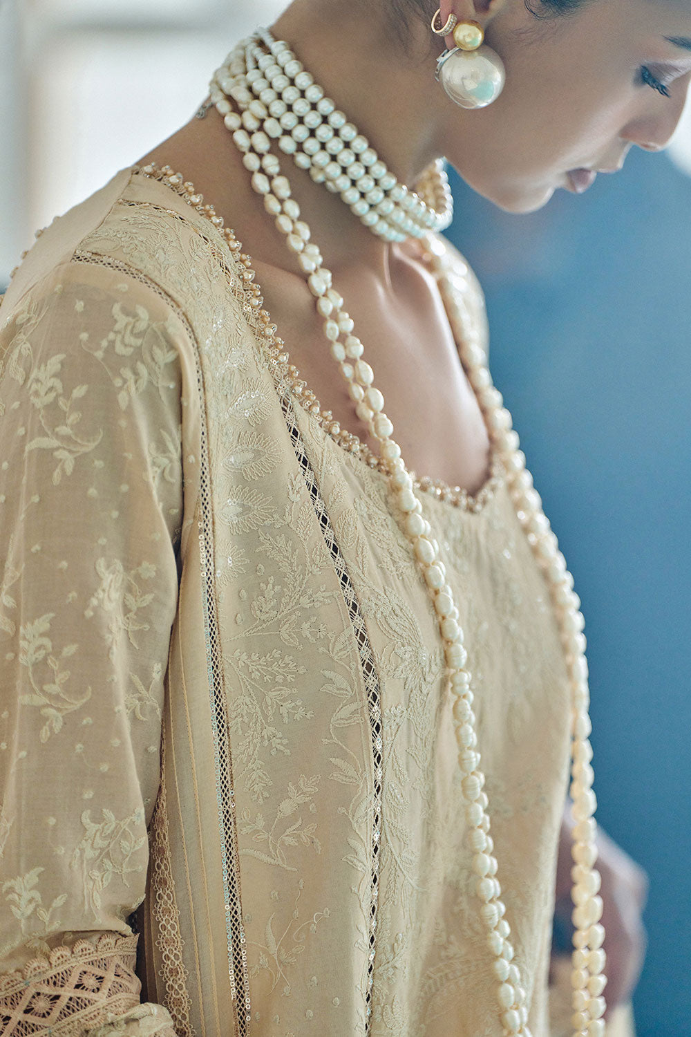Sobia nazir luxury 26