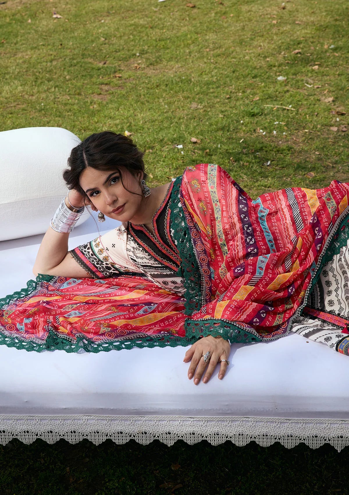 Kahf print lawn with chiffon dupatta