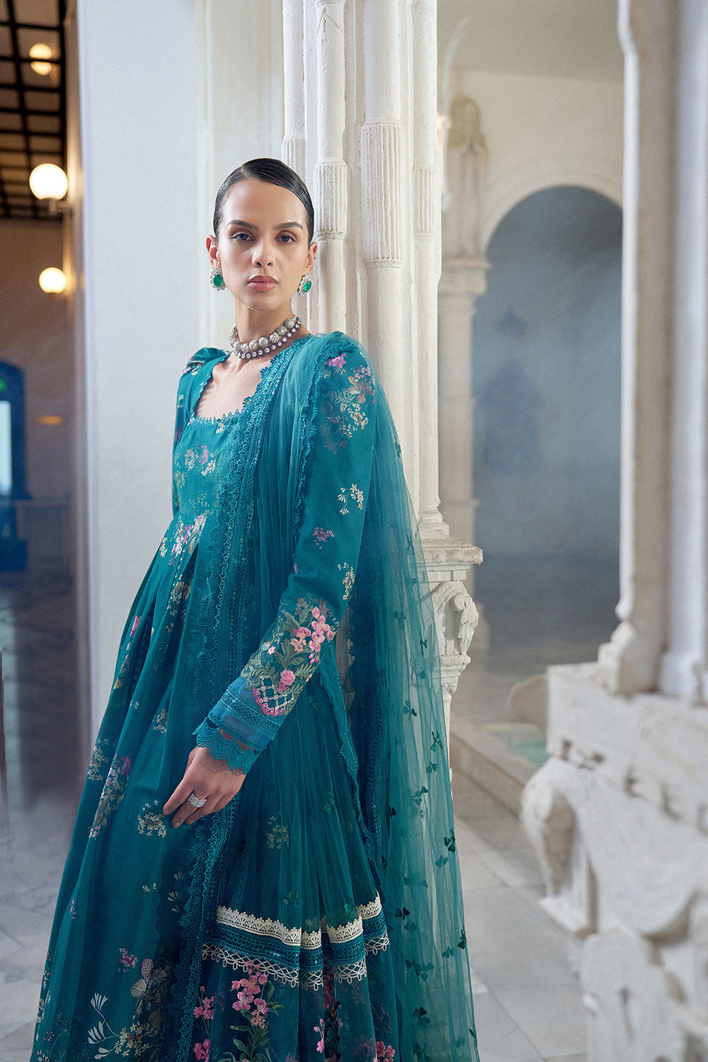 Sobia nazir luxury 26
