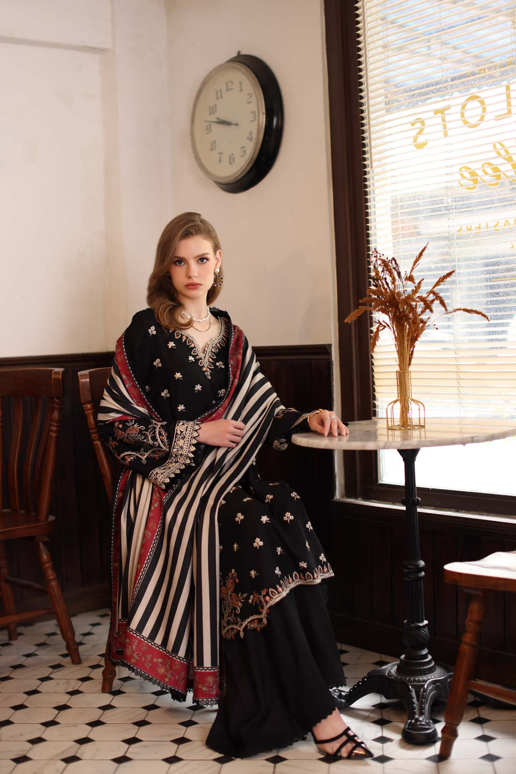 Noor linen