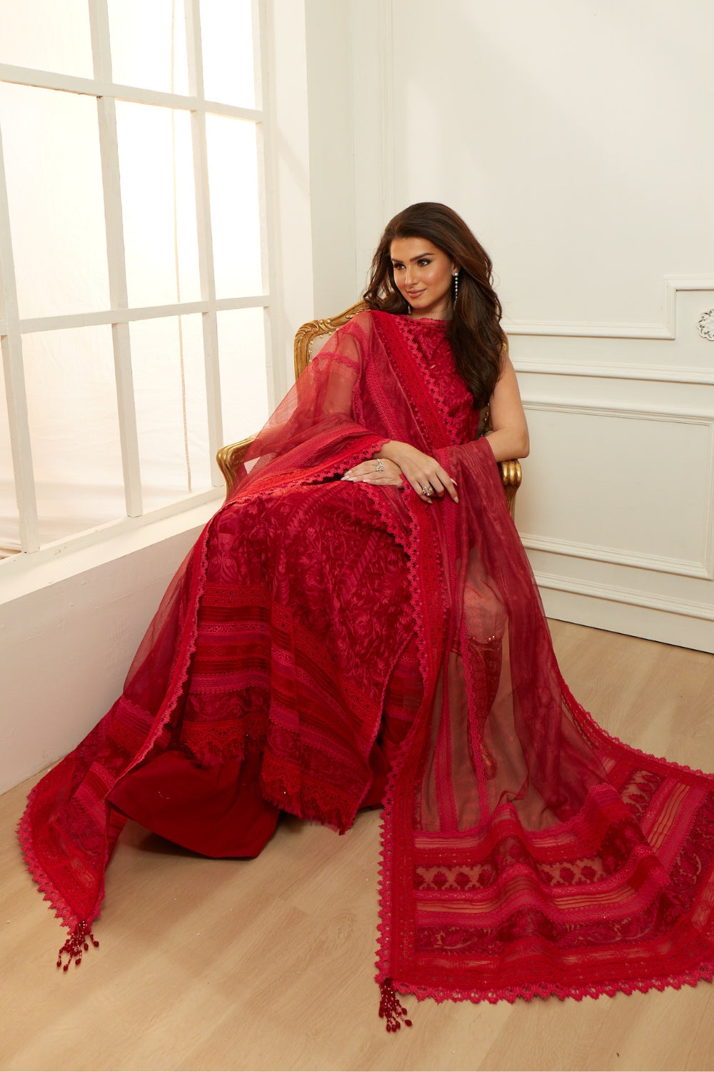 Sobia nazir luxury 26