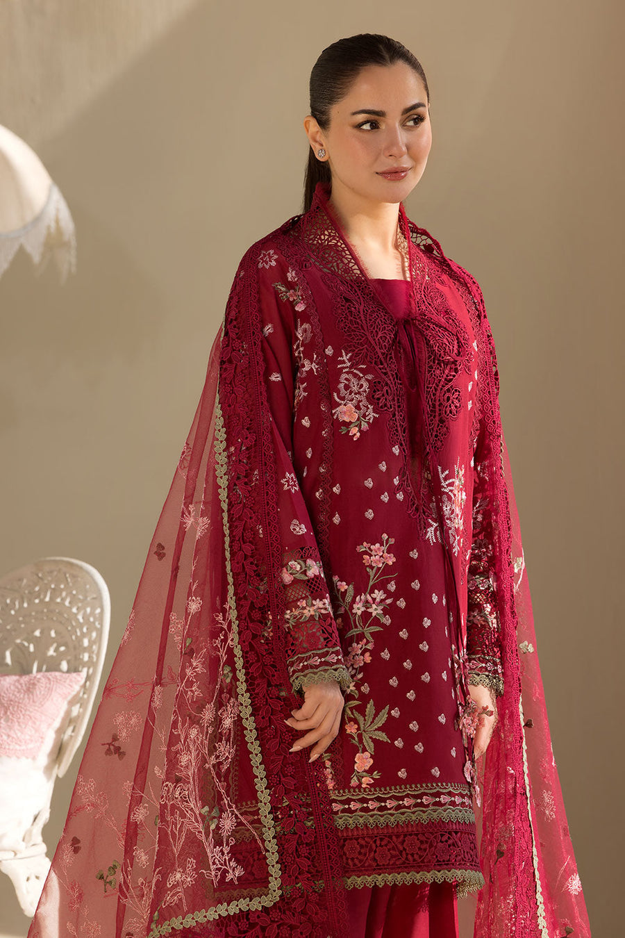 Sobia nazir luxury lawn stich  sofort lieferbar
