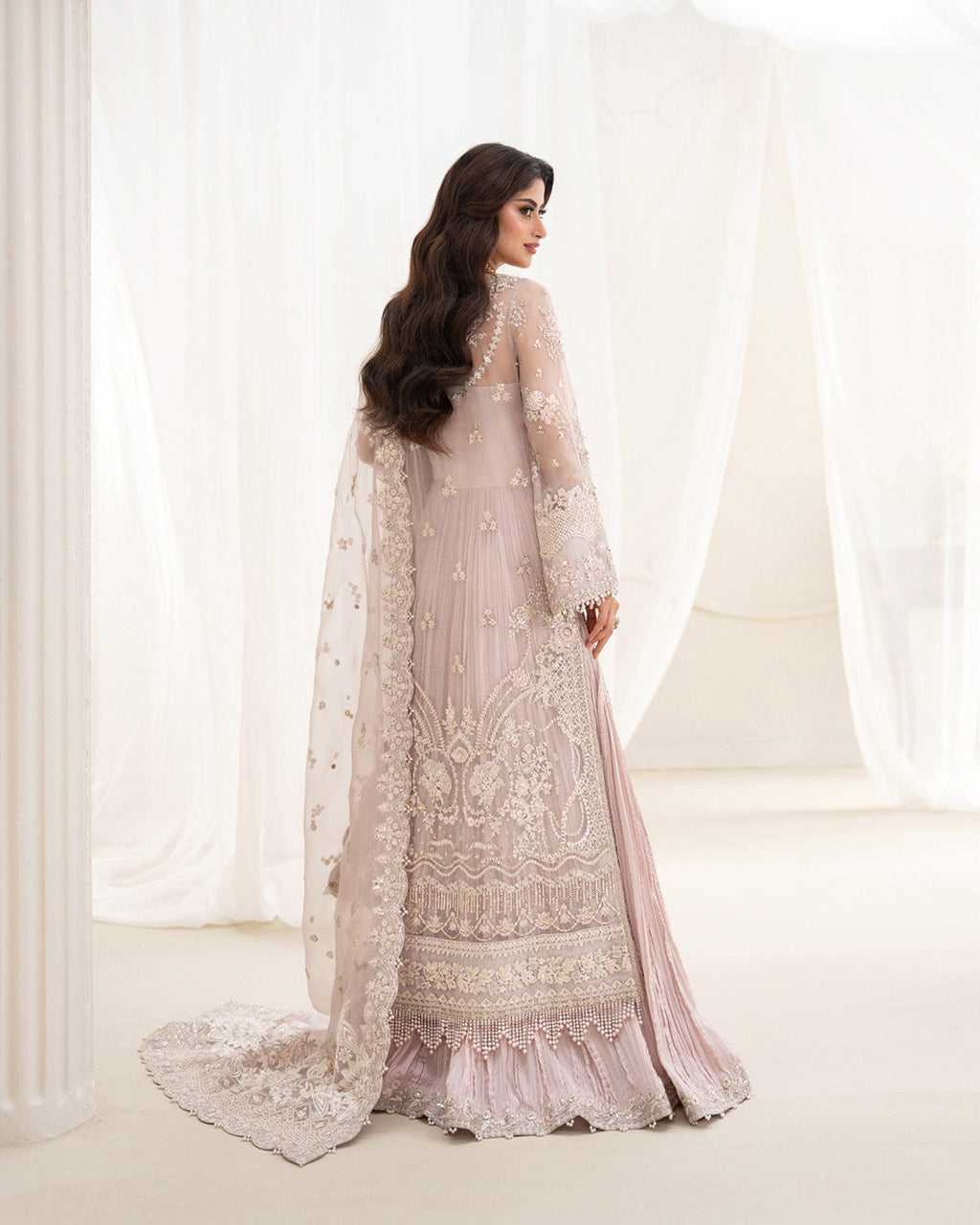 Faiza saqlain formal