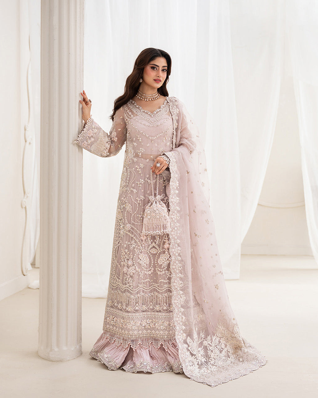 Faiza saqlain formal
