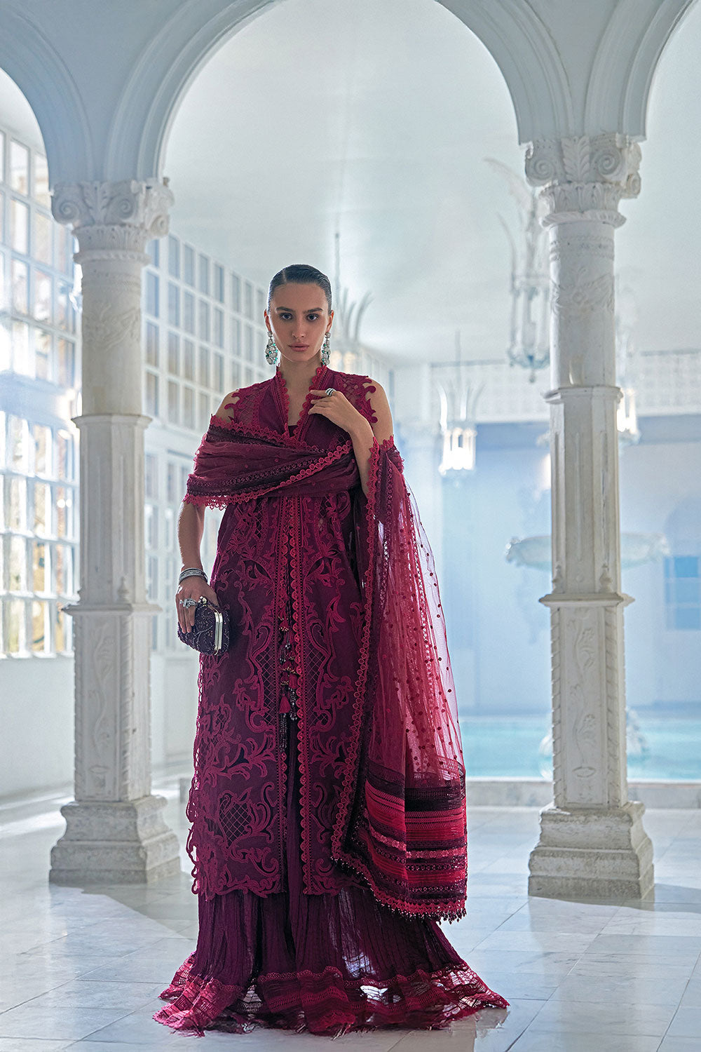Sobia nazir luxury 26