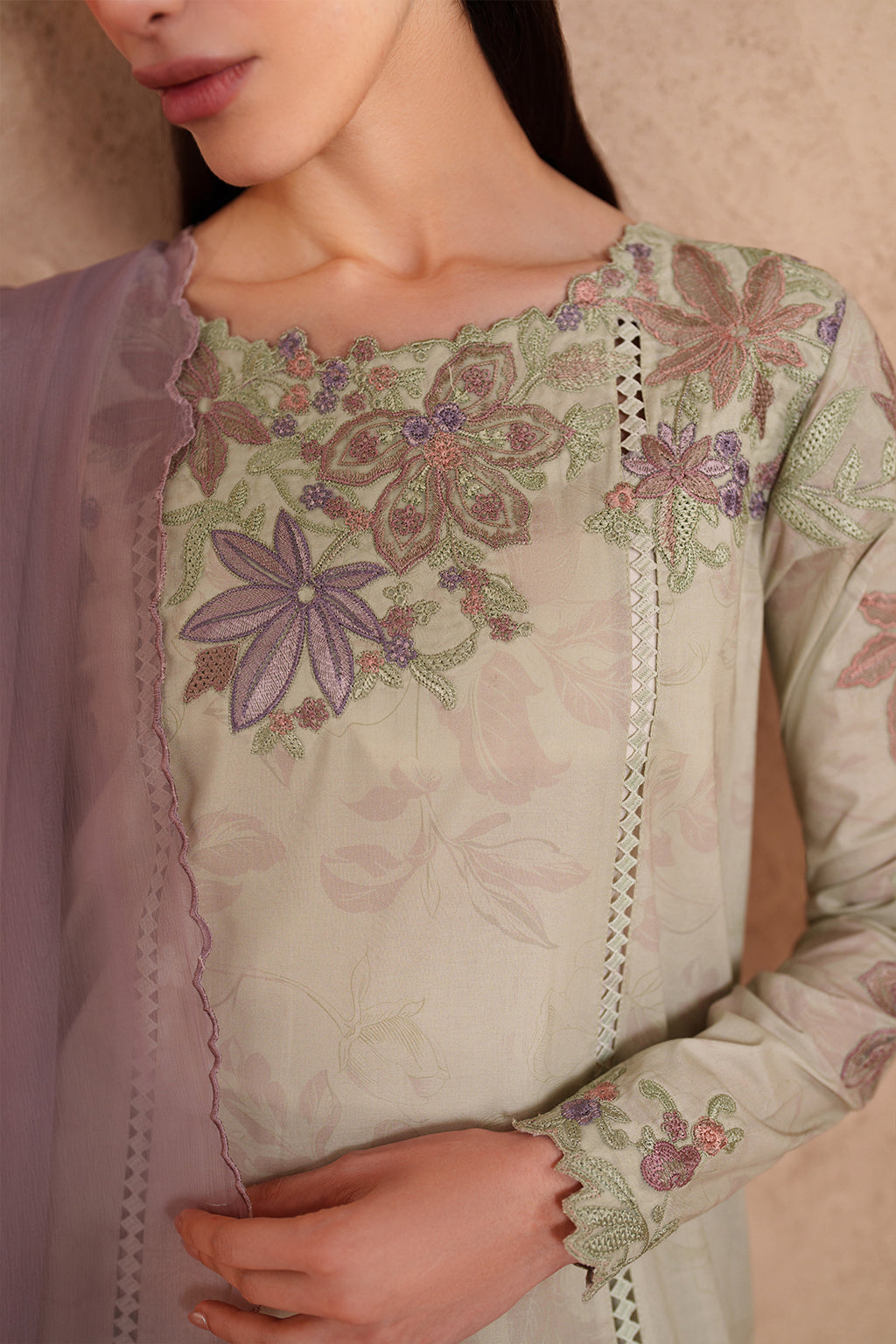 Iznik luxury