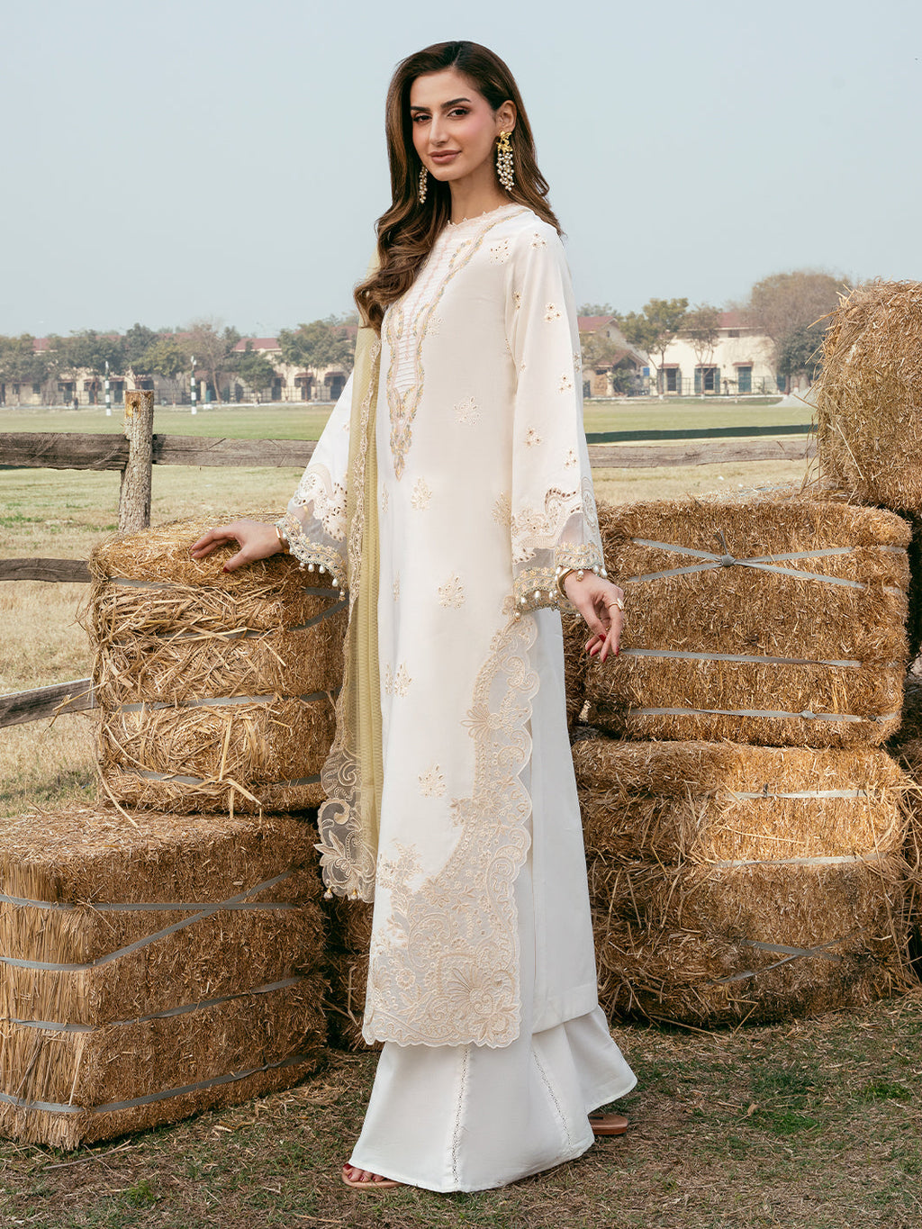 Ezel luxury lawn