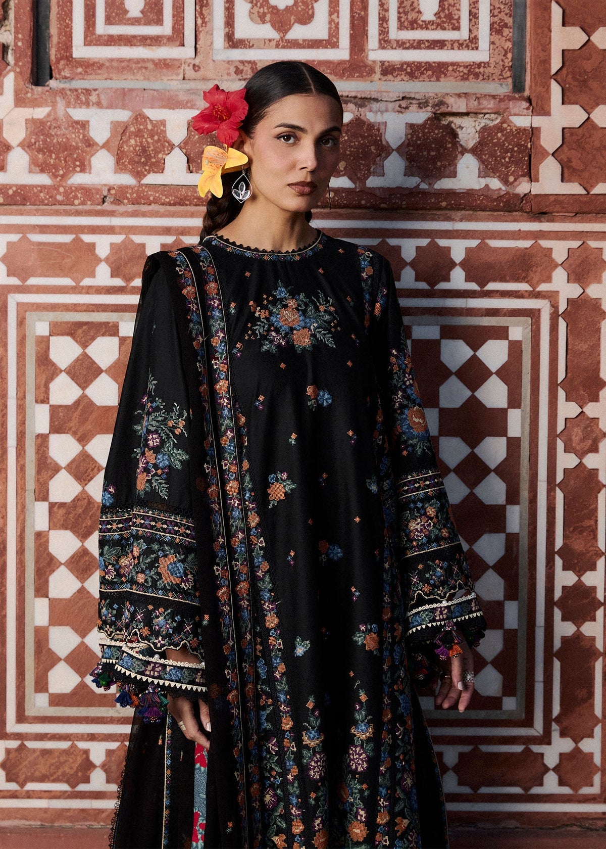 Hussein Rehar luxury lawn