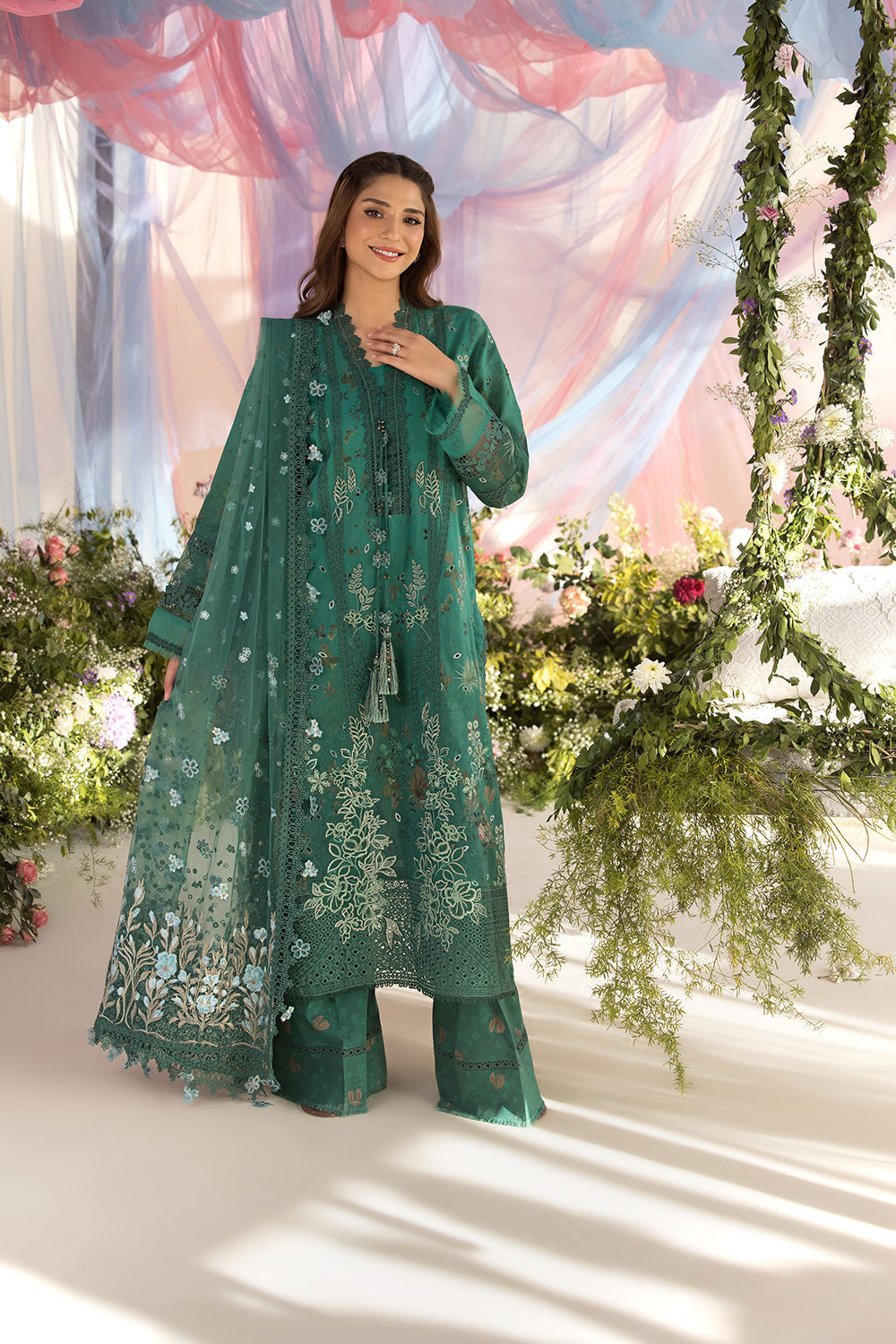 Sobia nazir luxury lawn 25 stitched Piece