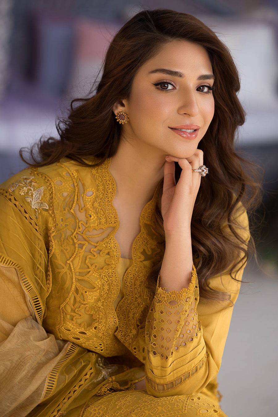 Sobia nazir luxury lawn 25