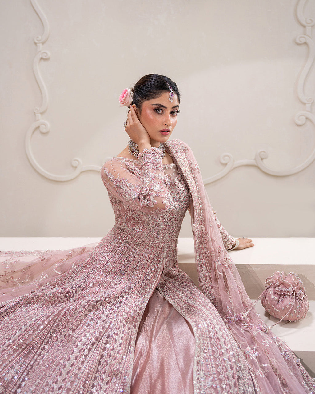 Faiza saqlain formal