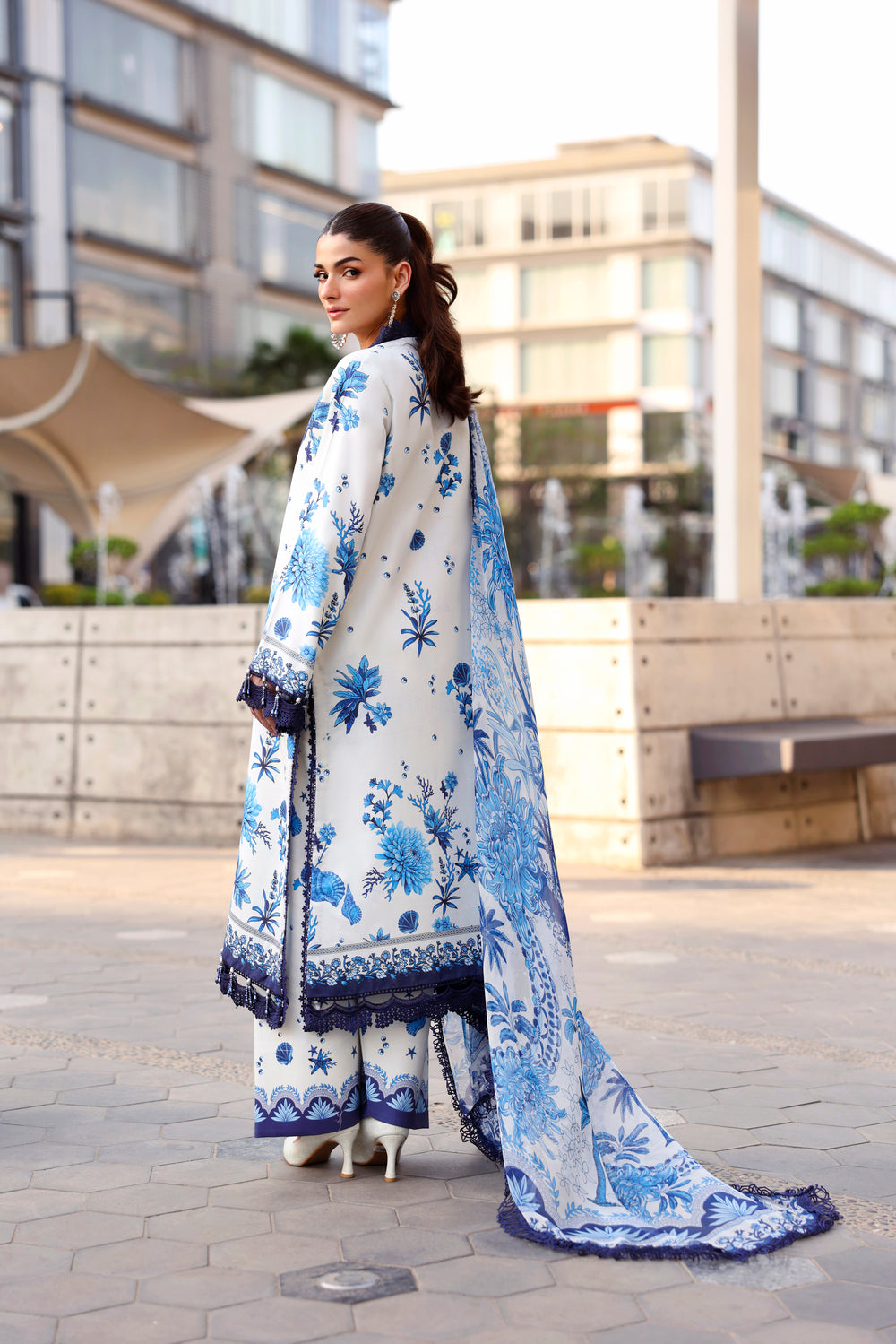 Naqsh Printed Lawn with chiffon dupatta