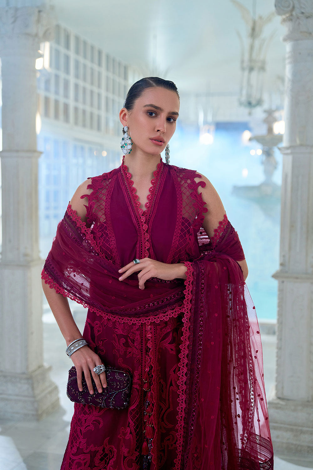 Sobia nazir luxury 26