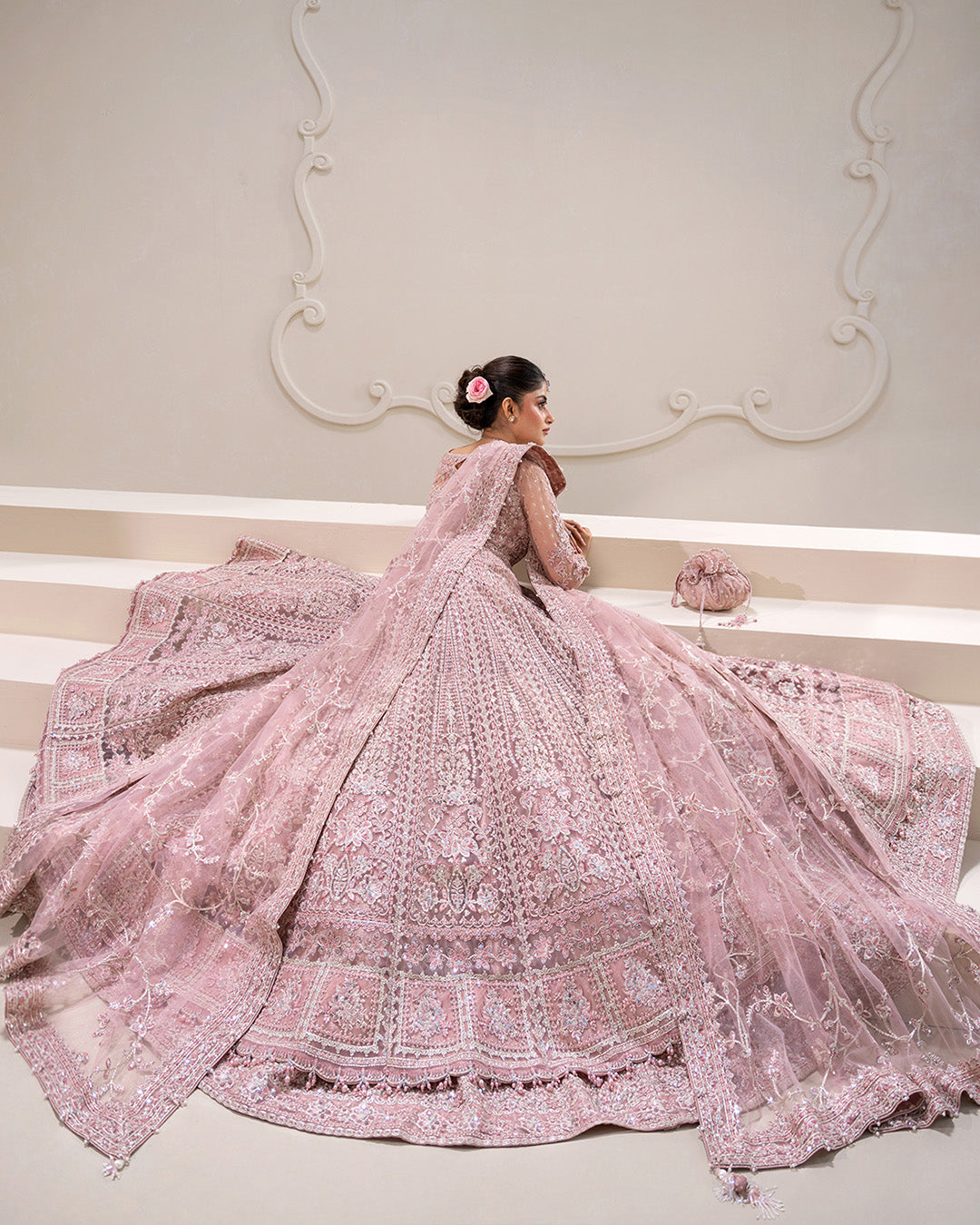 Faiza saqlain formal