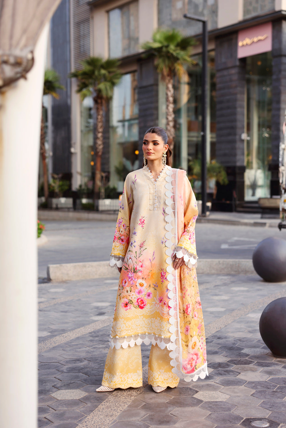 Naqsh Printed Lawn with chiffon dupatta