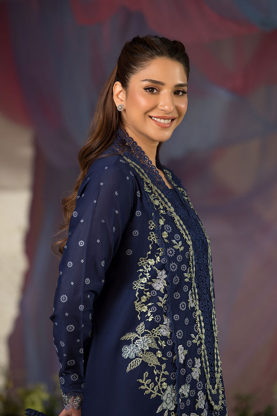 Sobia nazir luxury lawn sofort lieferbar