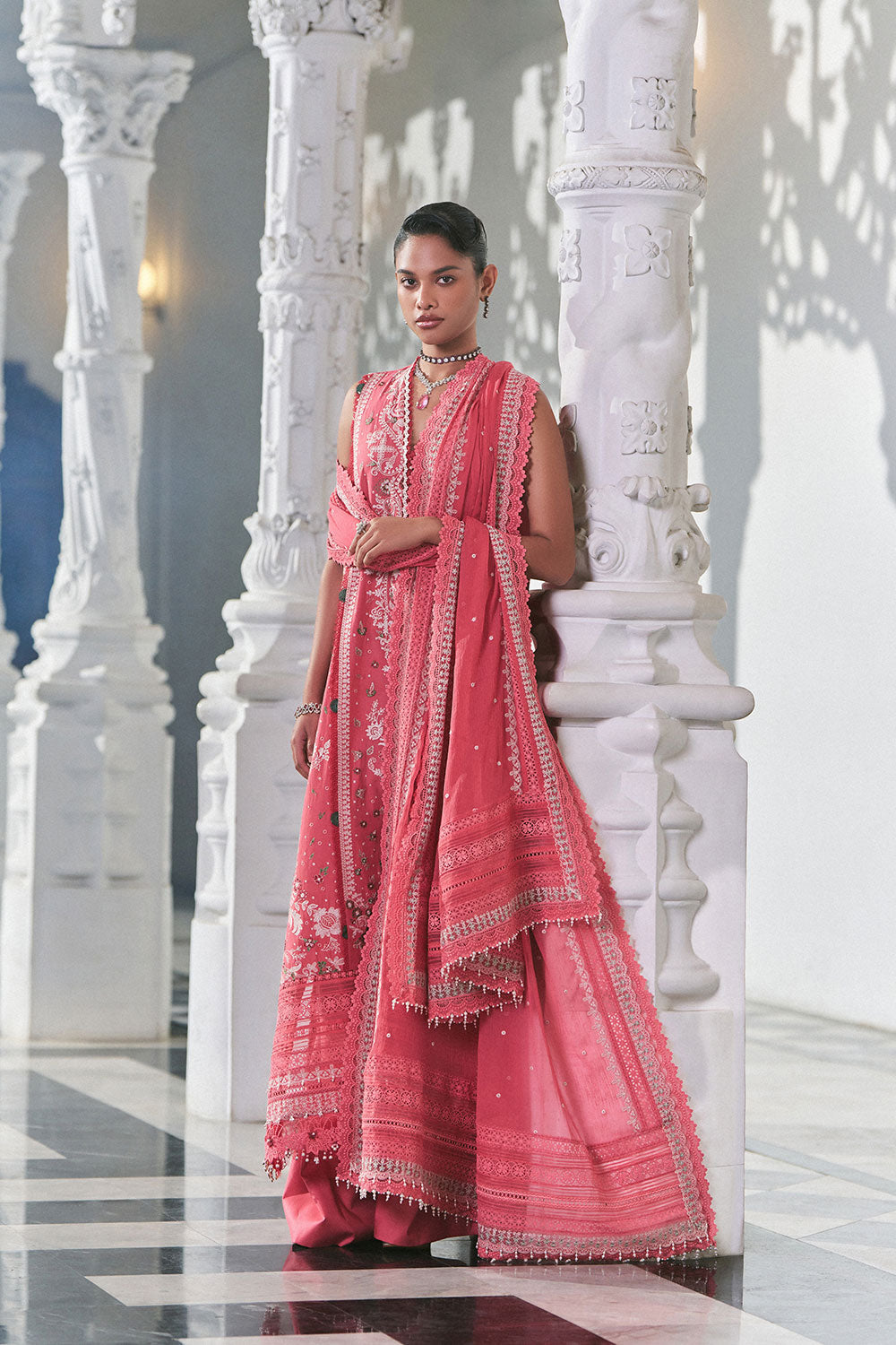 Sobia nazir luxury 26