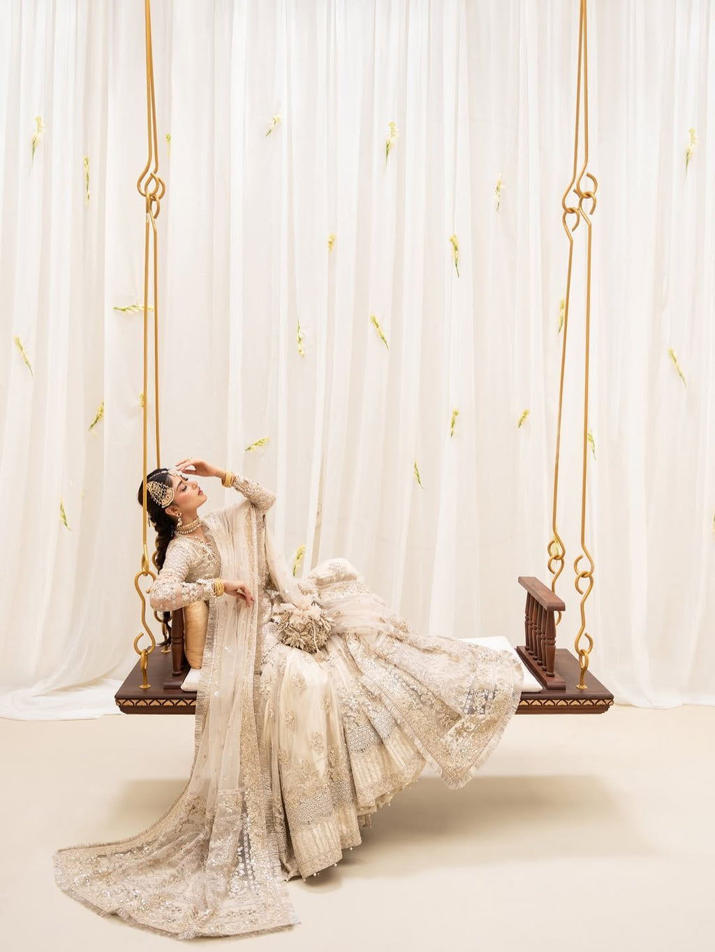 Faiza saqlain formal