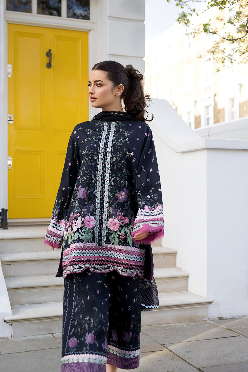 Sobia nazir lawn