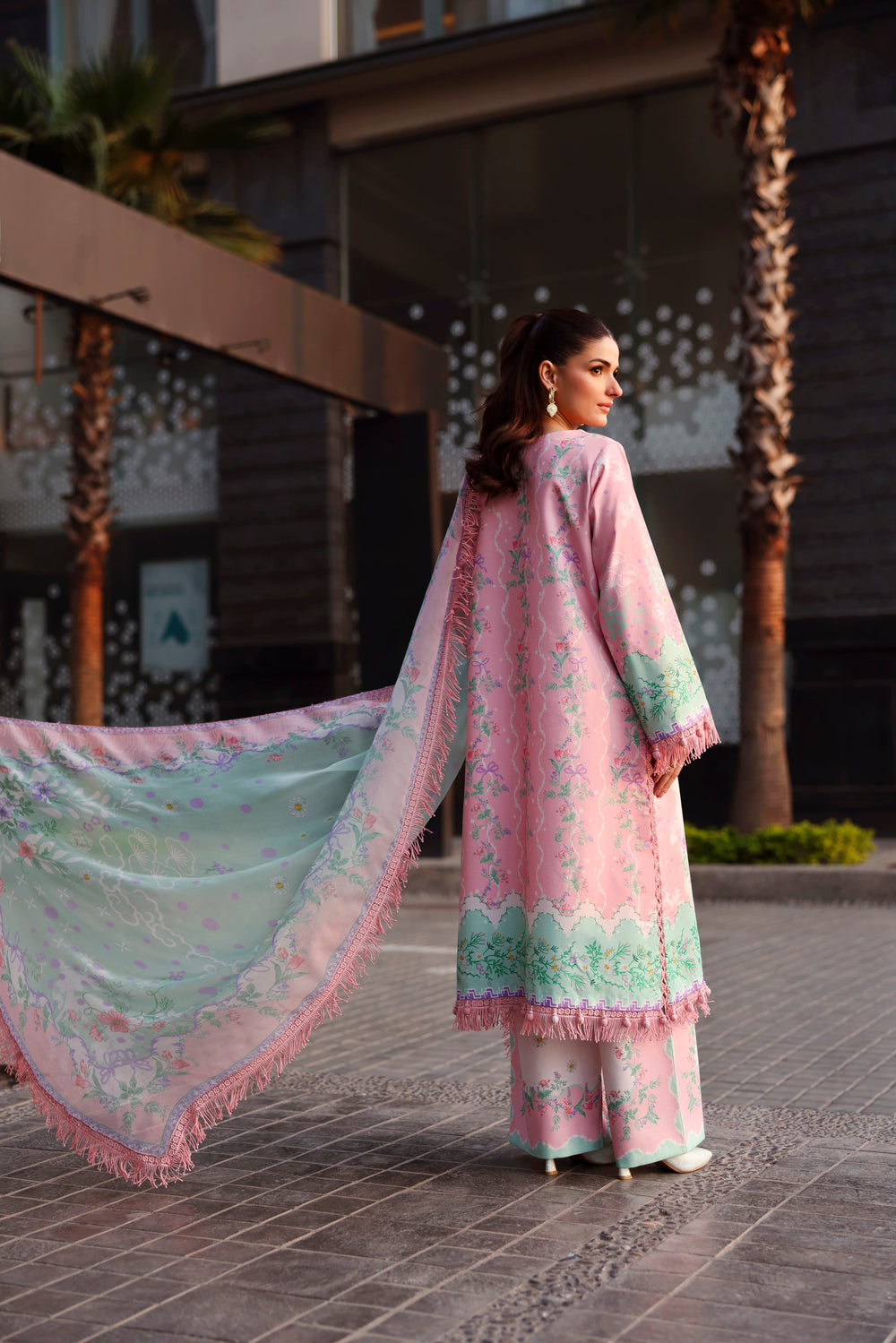 Naqsh Printed Lawn with chiffon dupatta