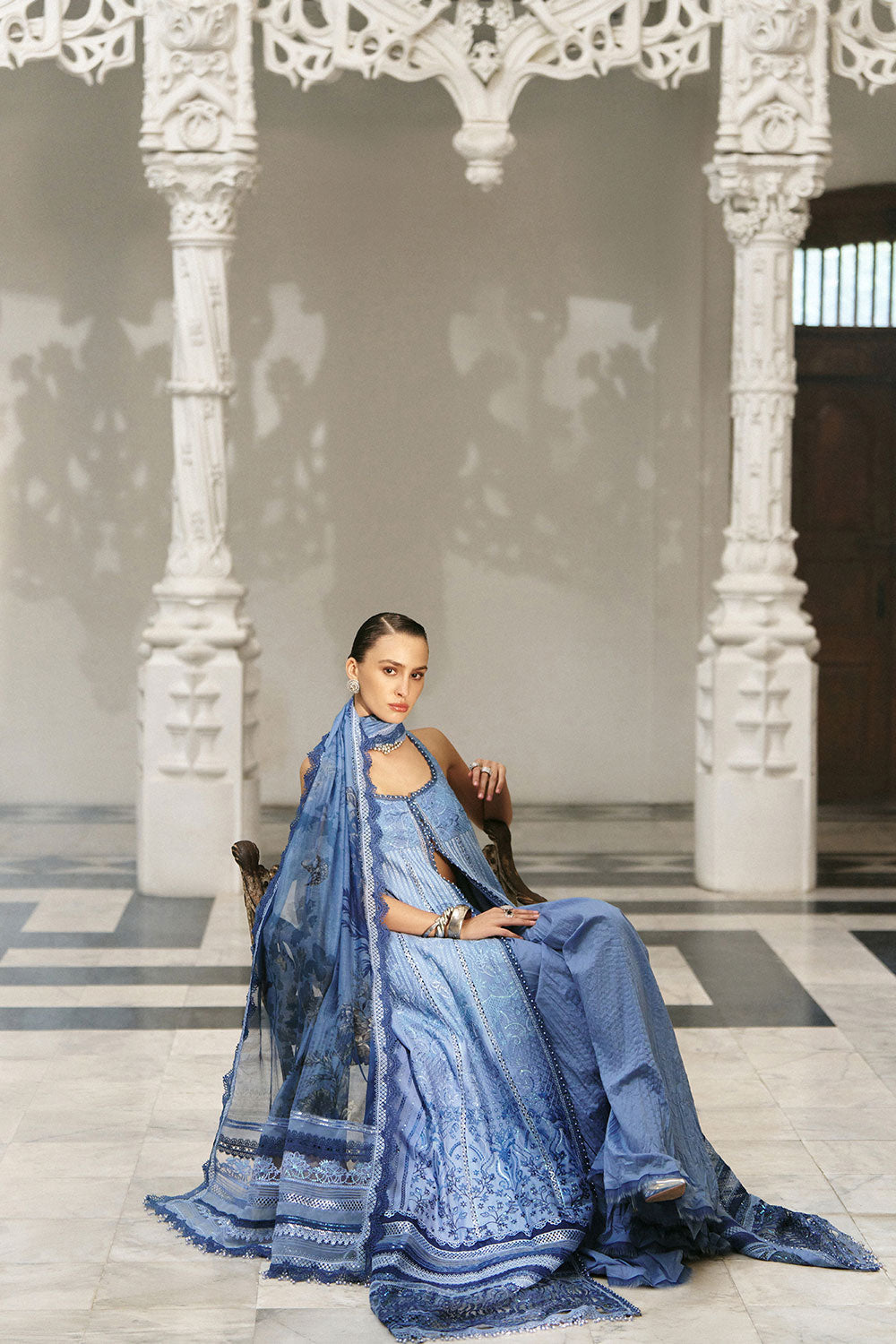 Sobia nazir luxury 26