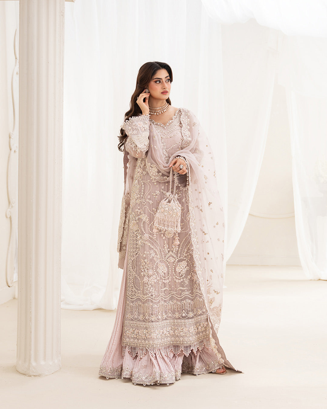 Faiza saqlain formal