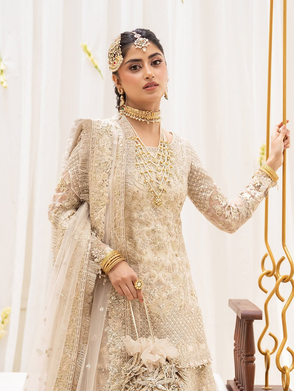 Faiza saqlain formal