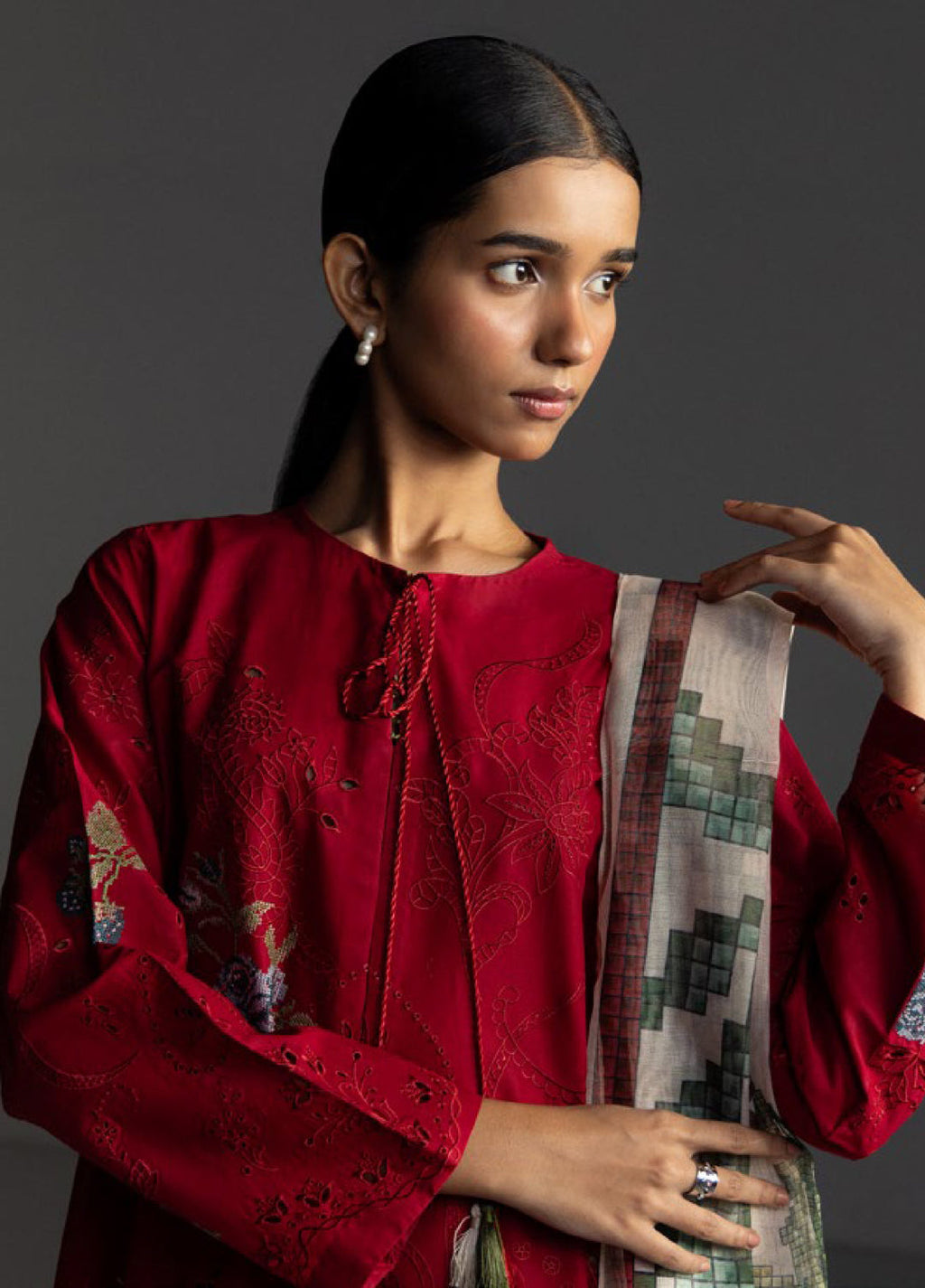 Zarashajahn Embroidered