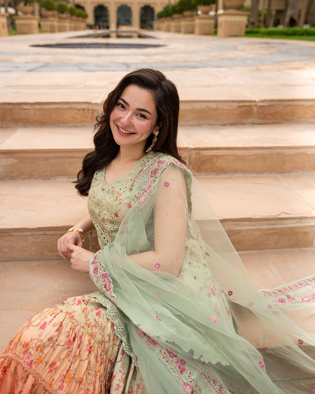 Faiza saqlain lawn