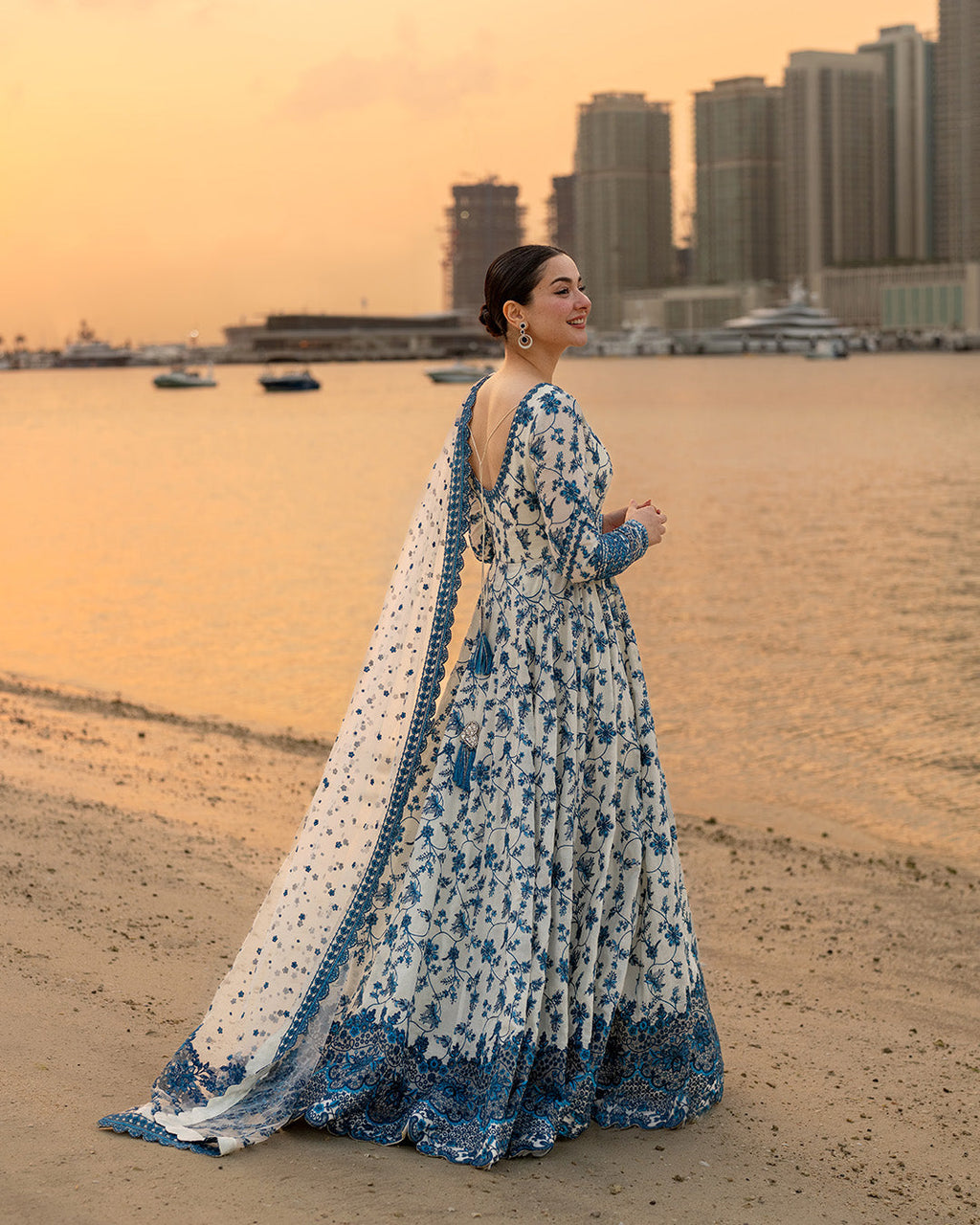 Faiza saqlain luxury lawn