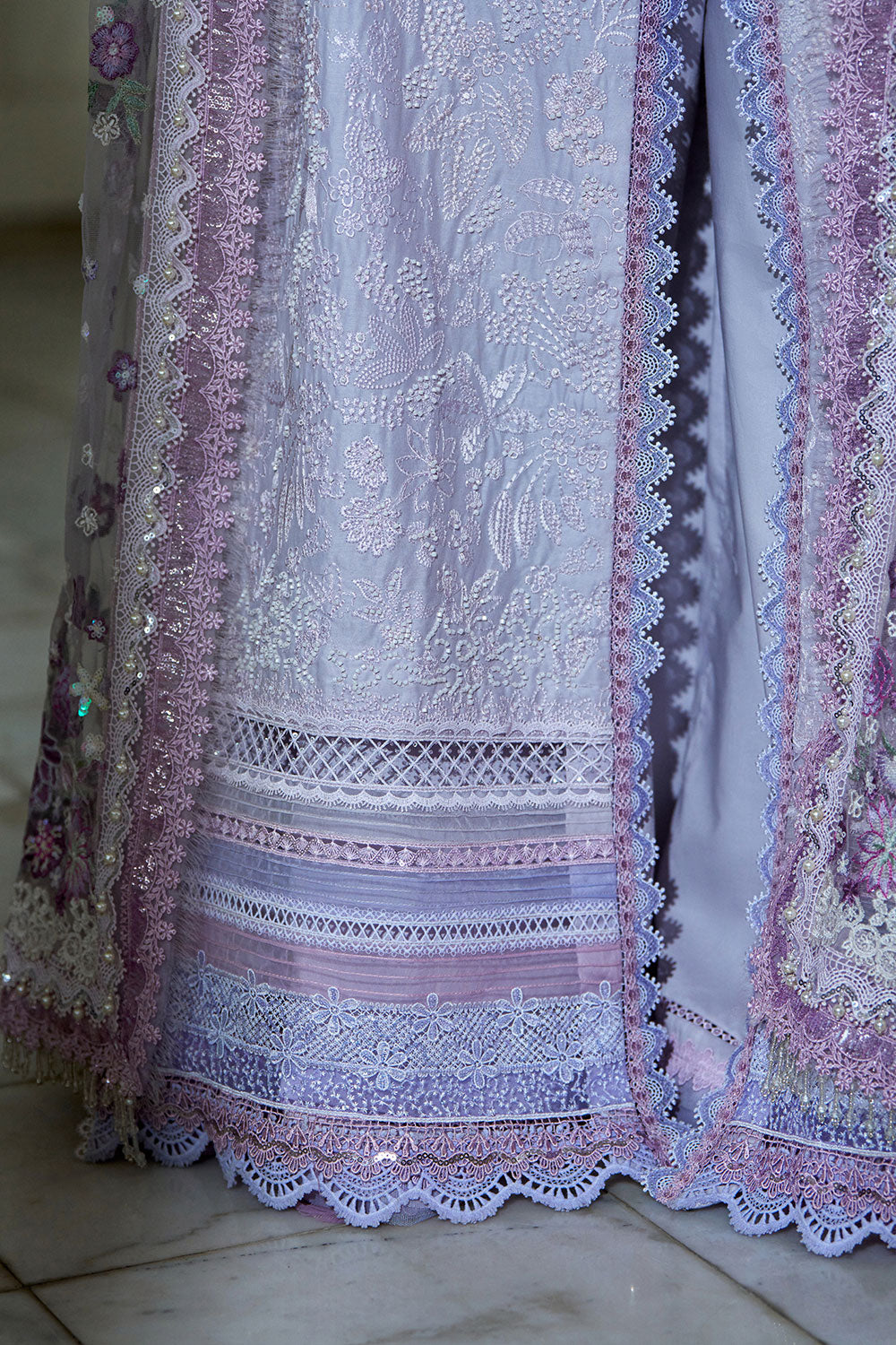 Sobia nazir luxury 26