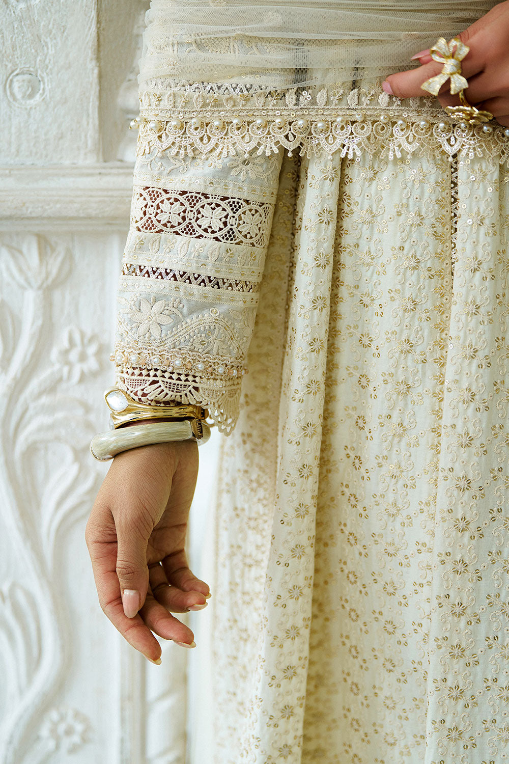 Sobia nazir luxury 26