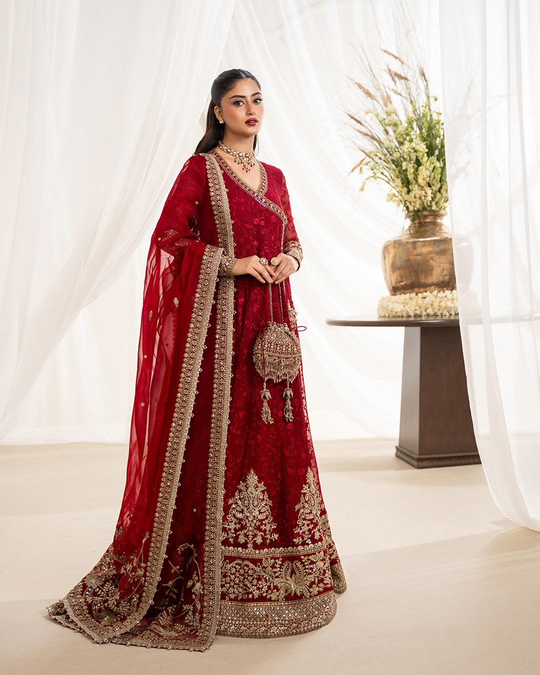 Faiza saqlain formal