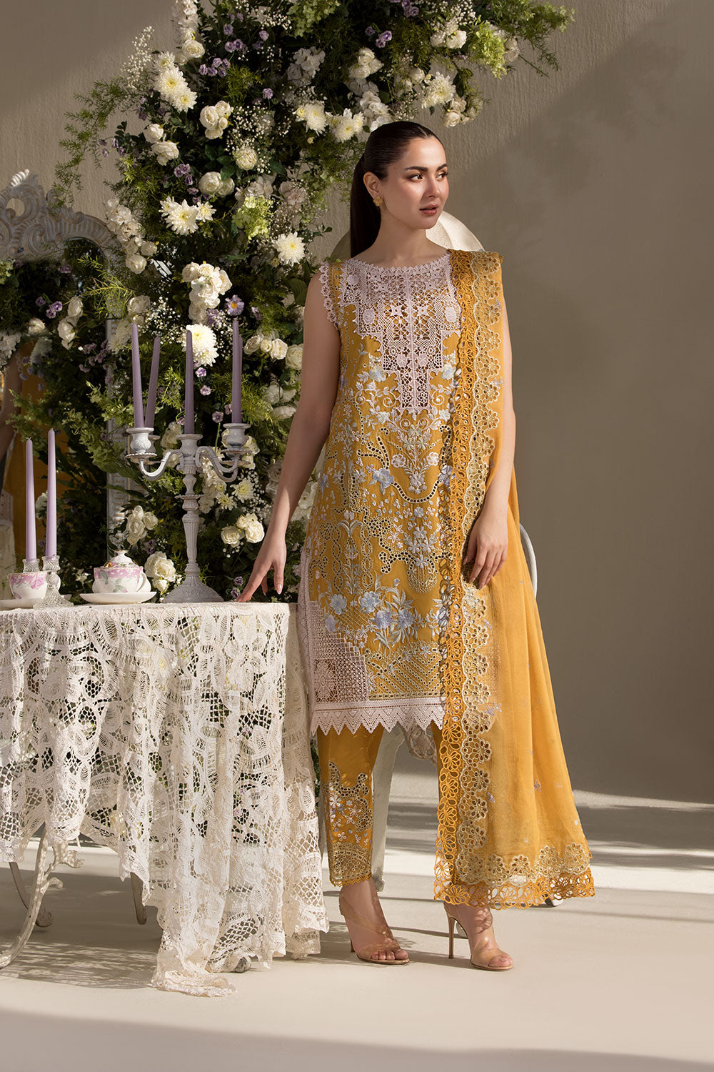 Sobia nazir luxury lawn stitched sofort lieferbar