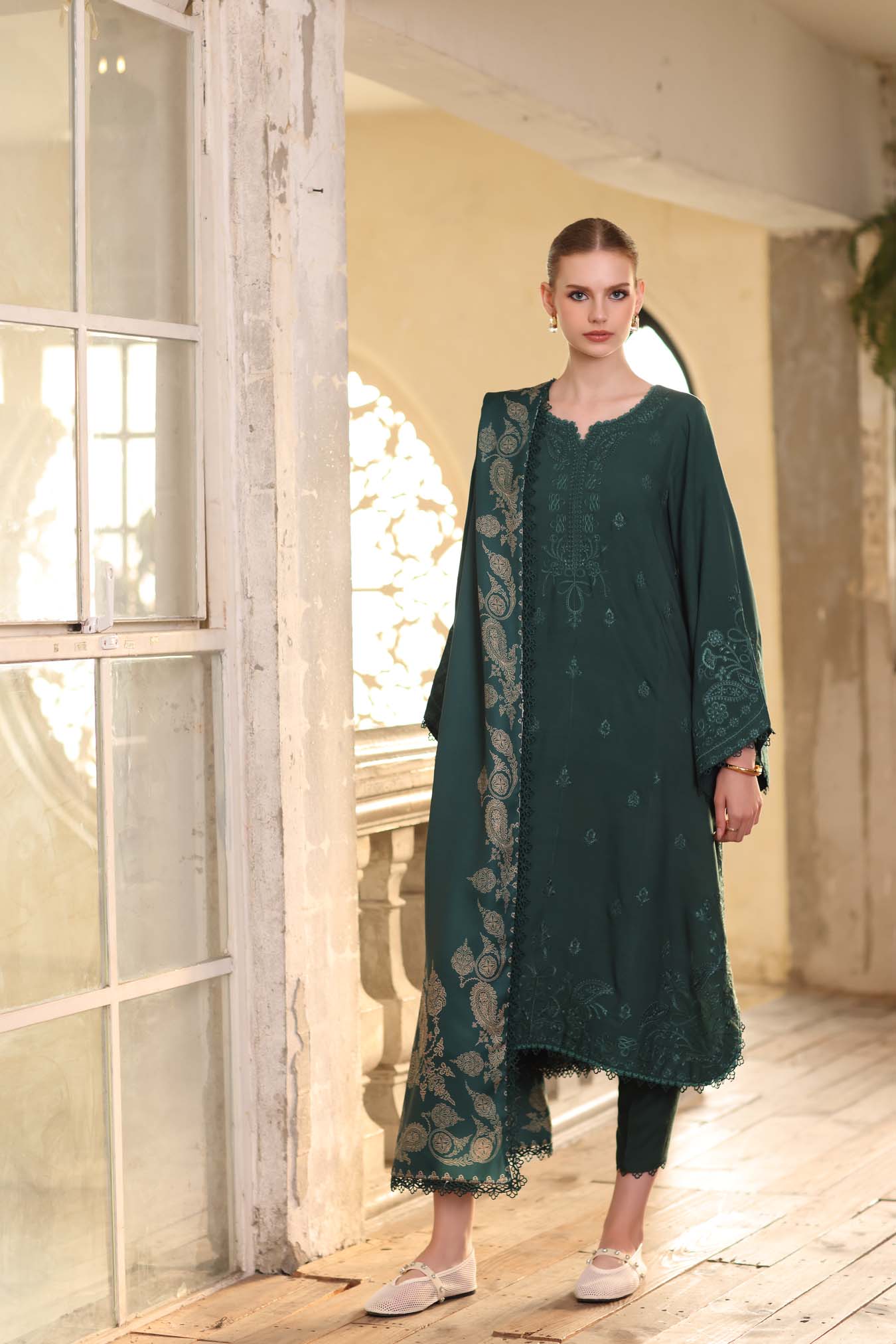 Sadia asad linen