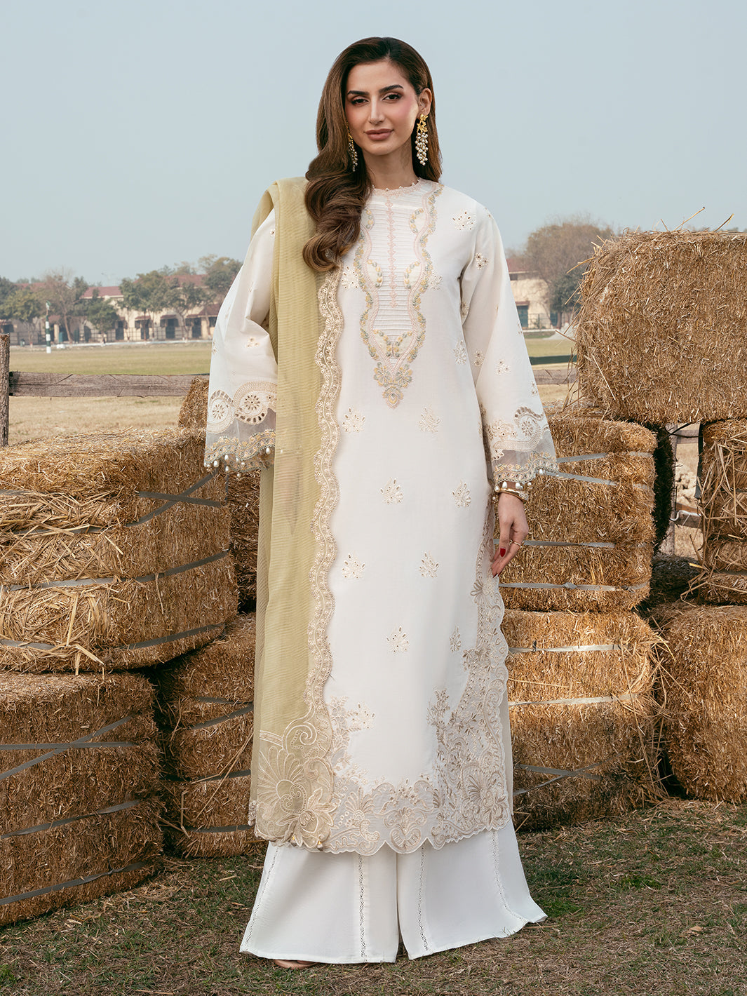 Ezel luxury lawn