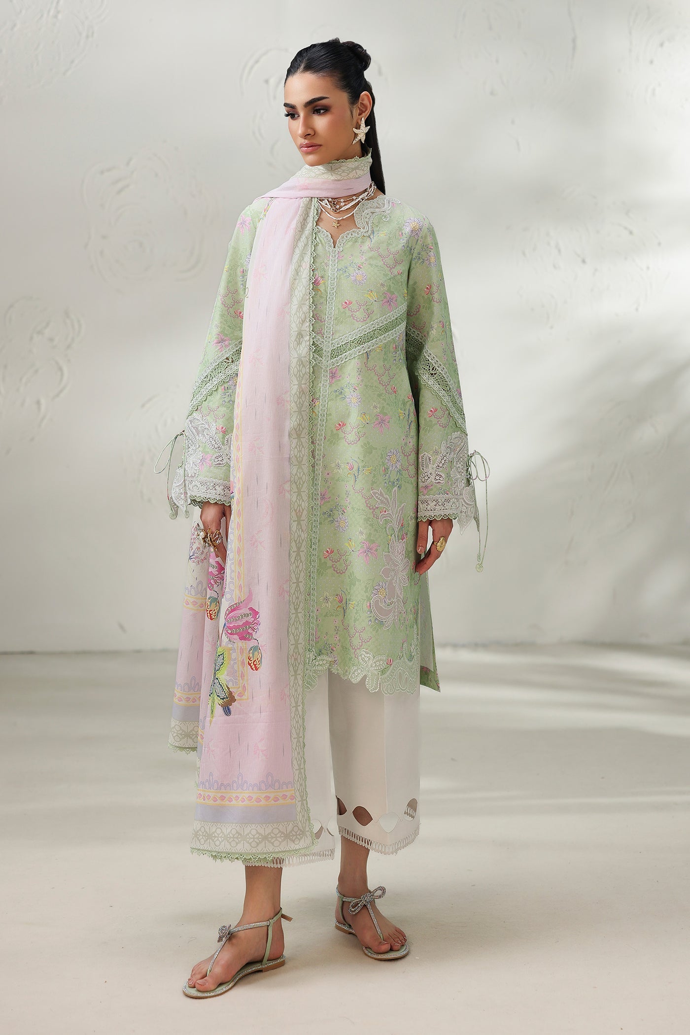 Qalamkar lawn