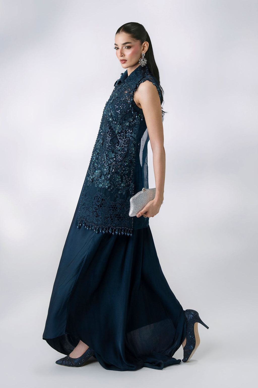 Maria b formal
