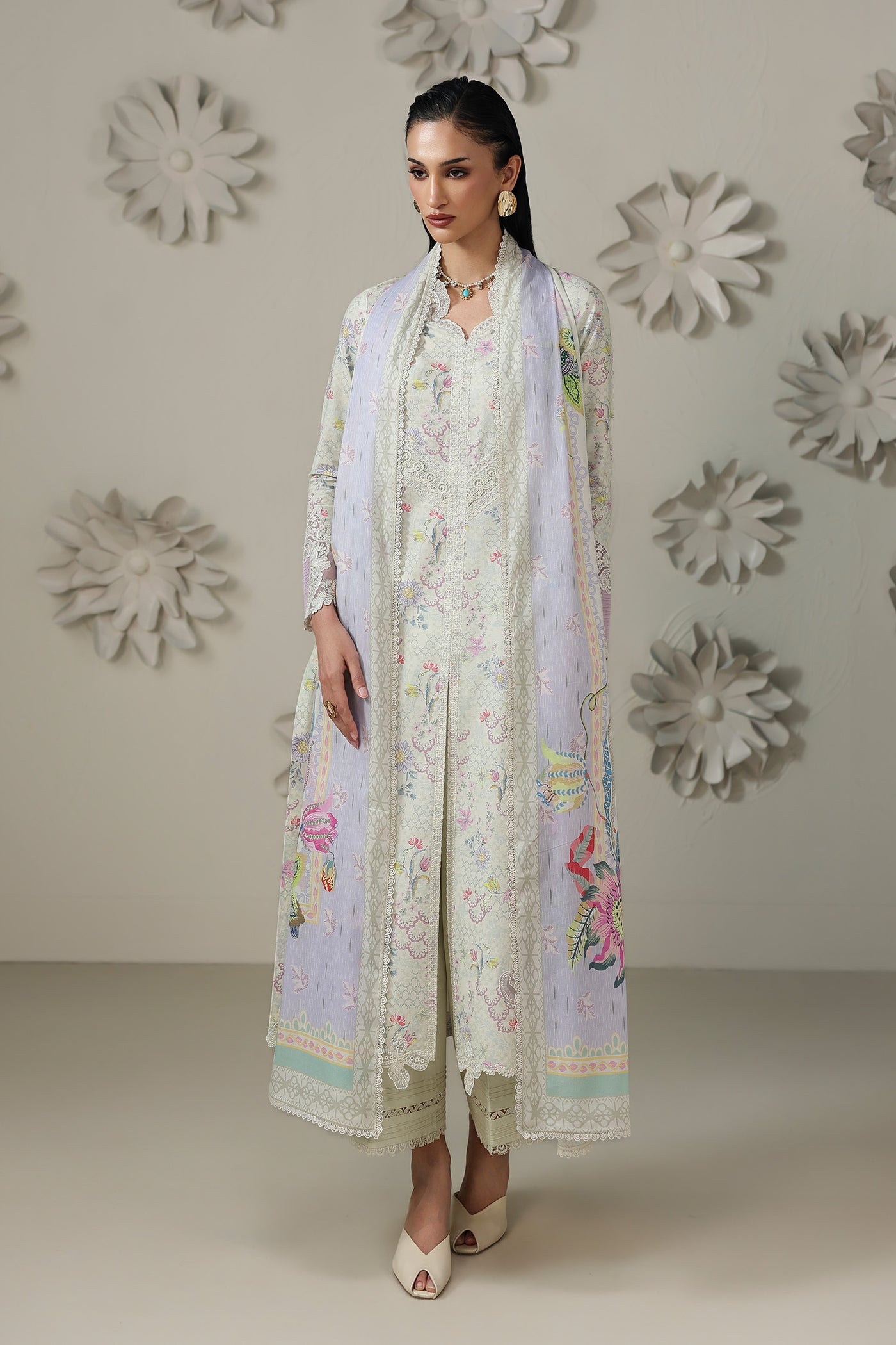Qalamkar lawn