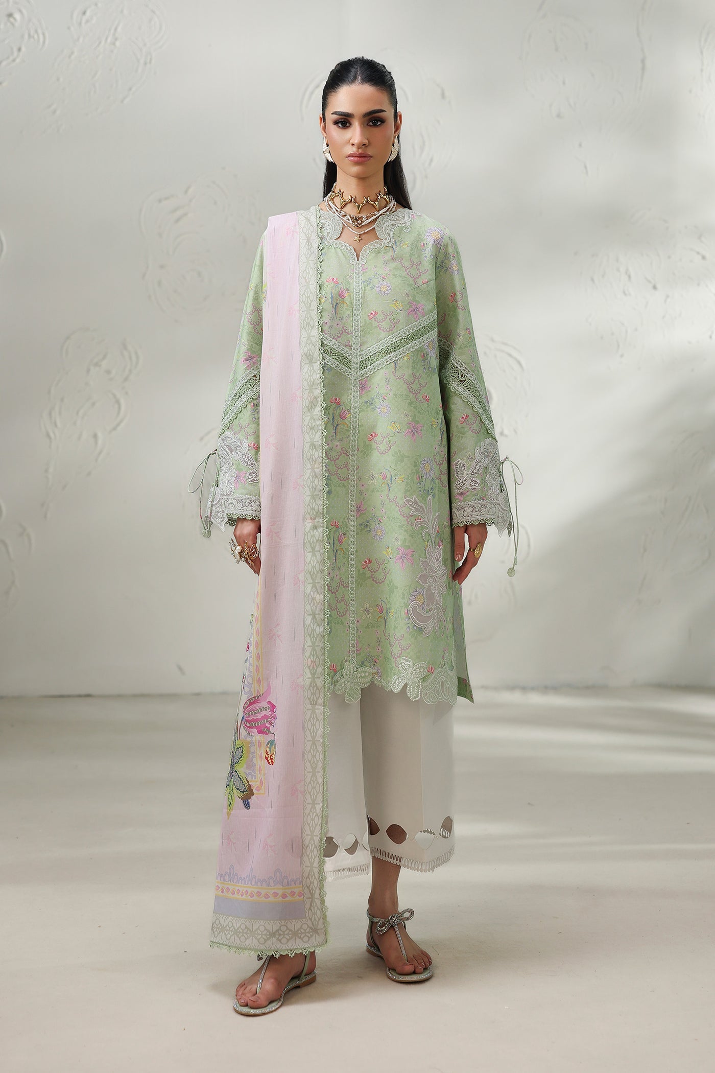 Qalamkar lawn