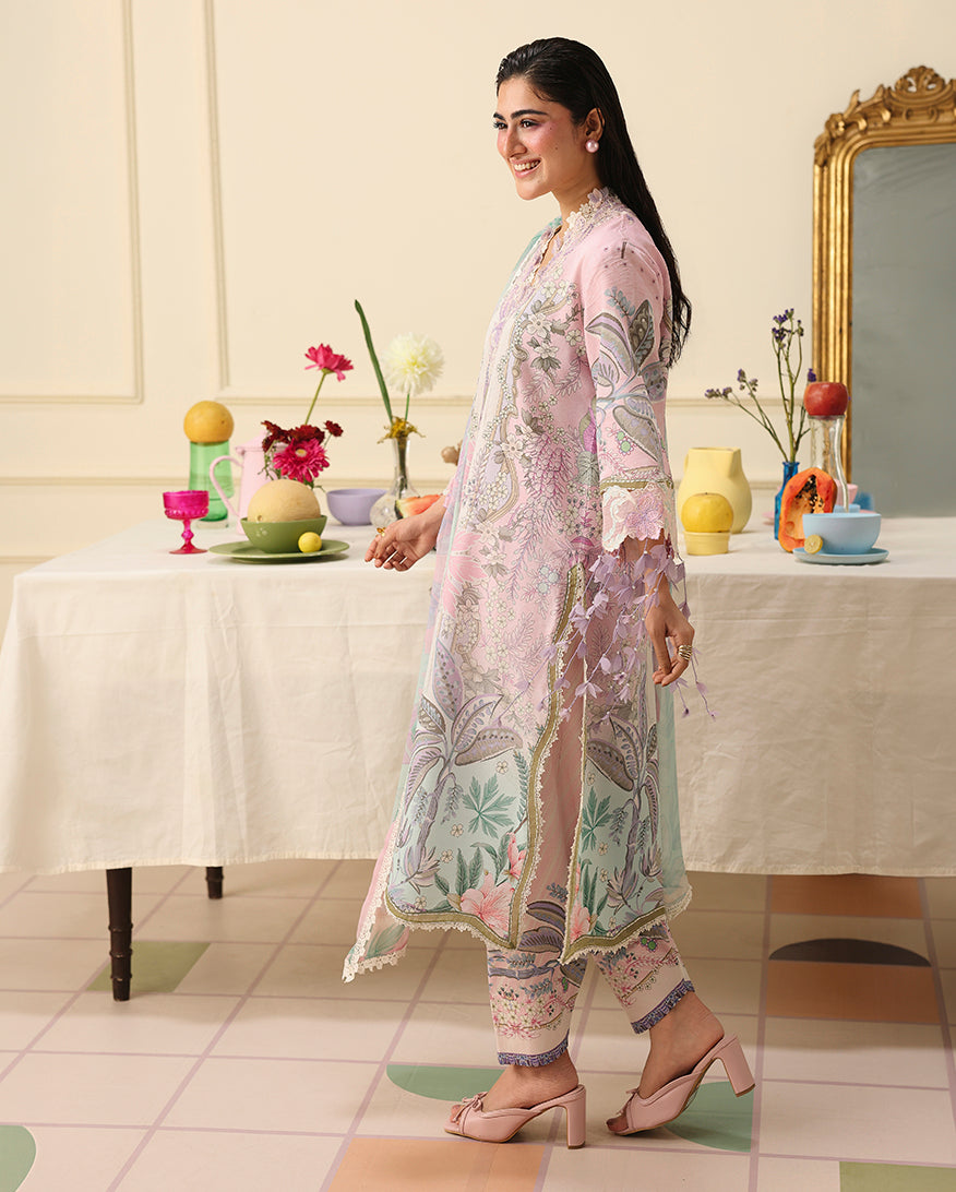Mushq lawn
