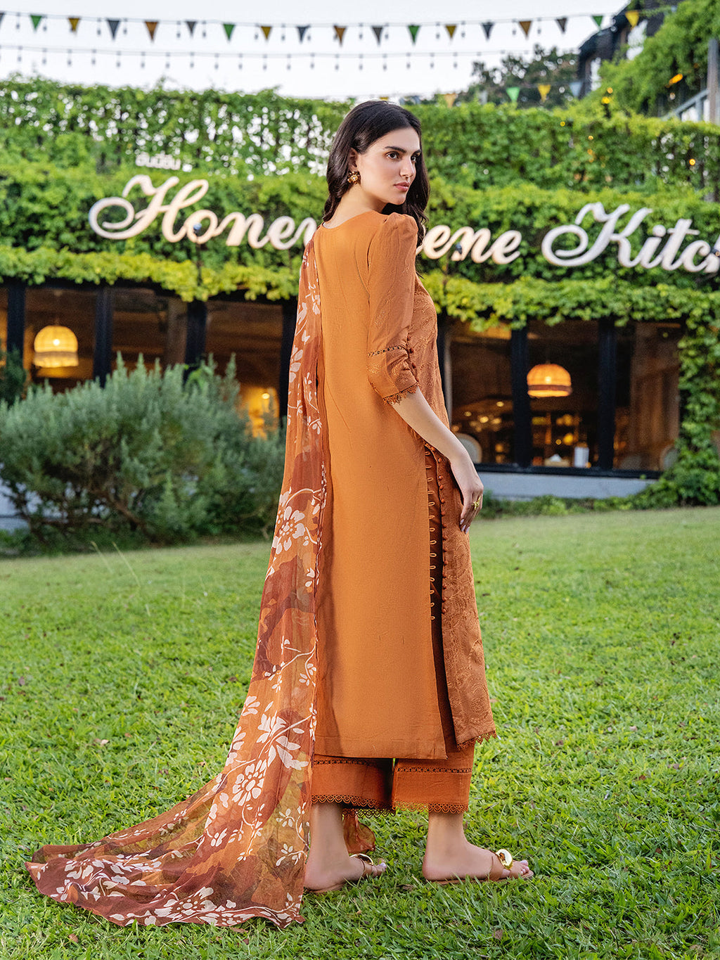Yards luxury lawn