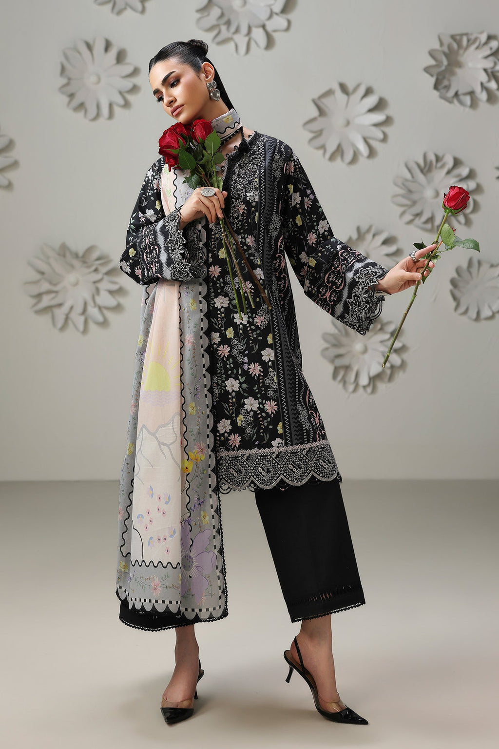 Qalamkar lawn