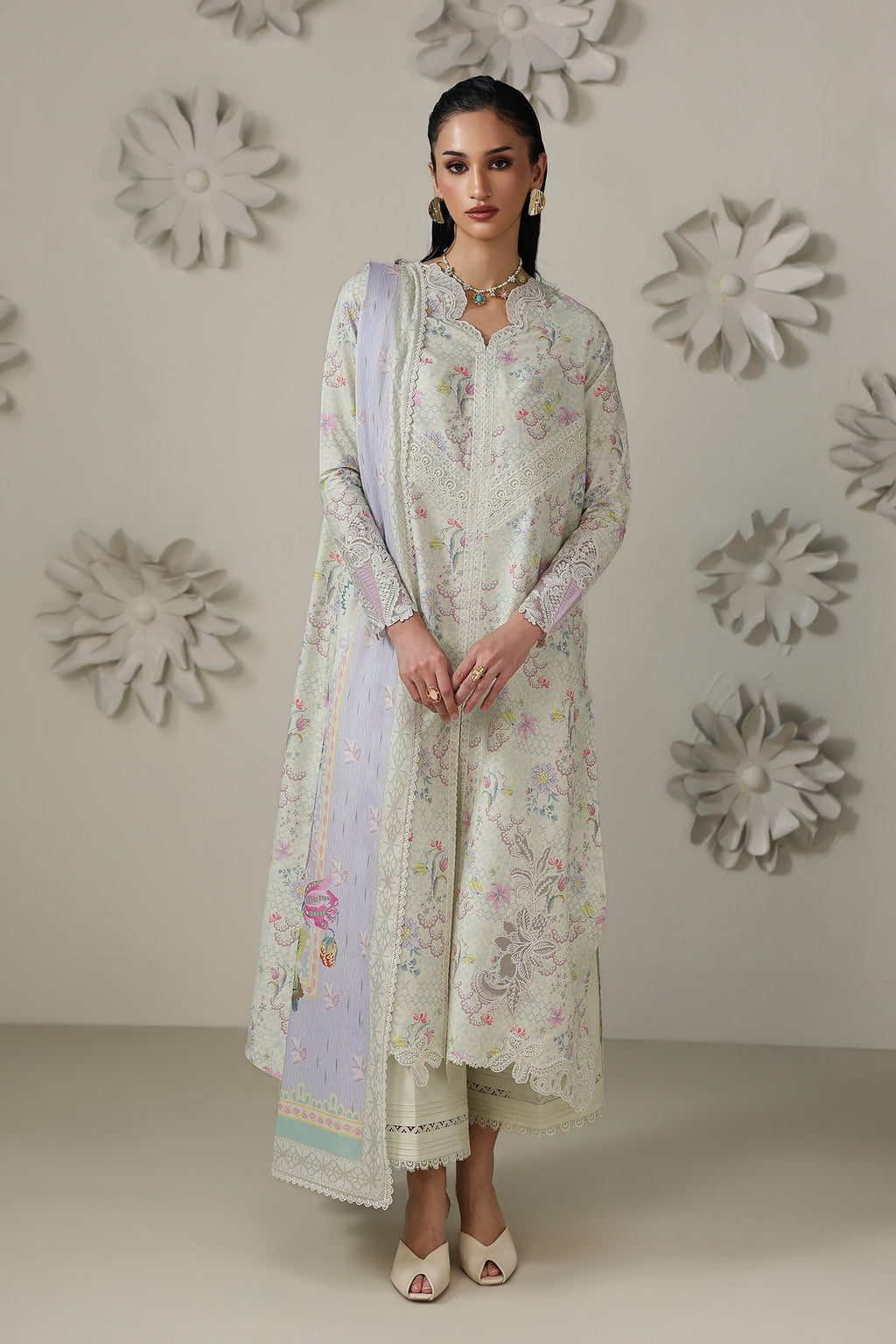 Qalamkar lawn