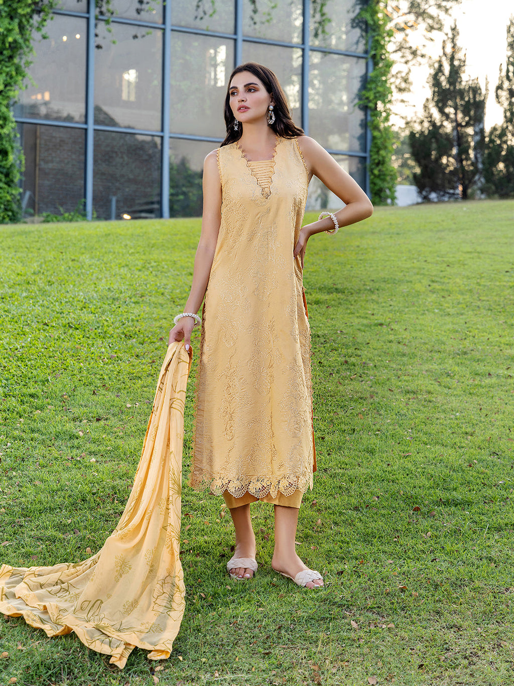 Yards luxury lawn