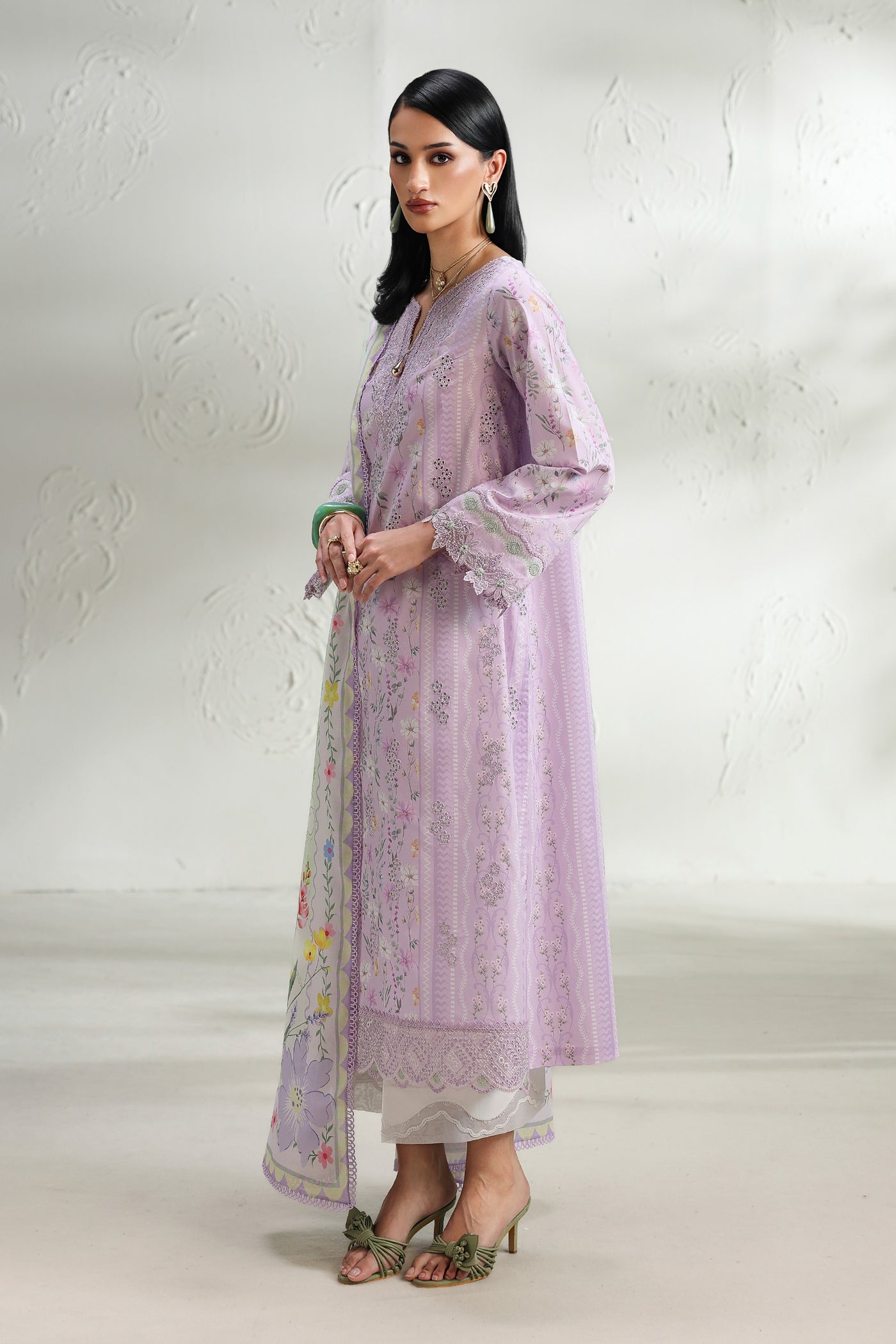 Qalamkar lawn